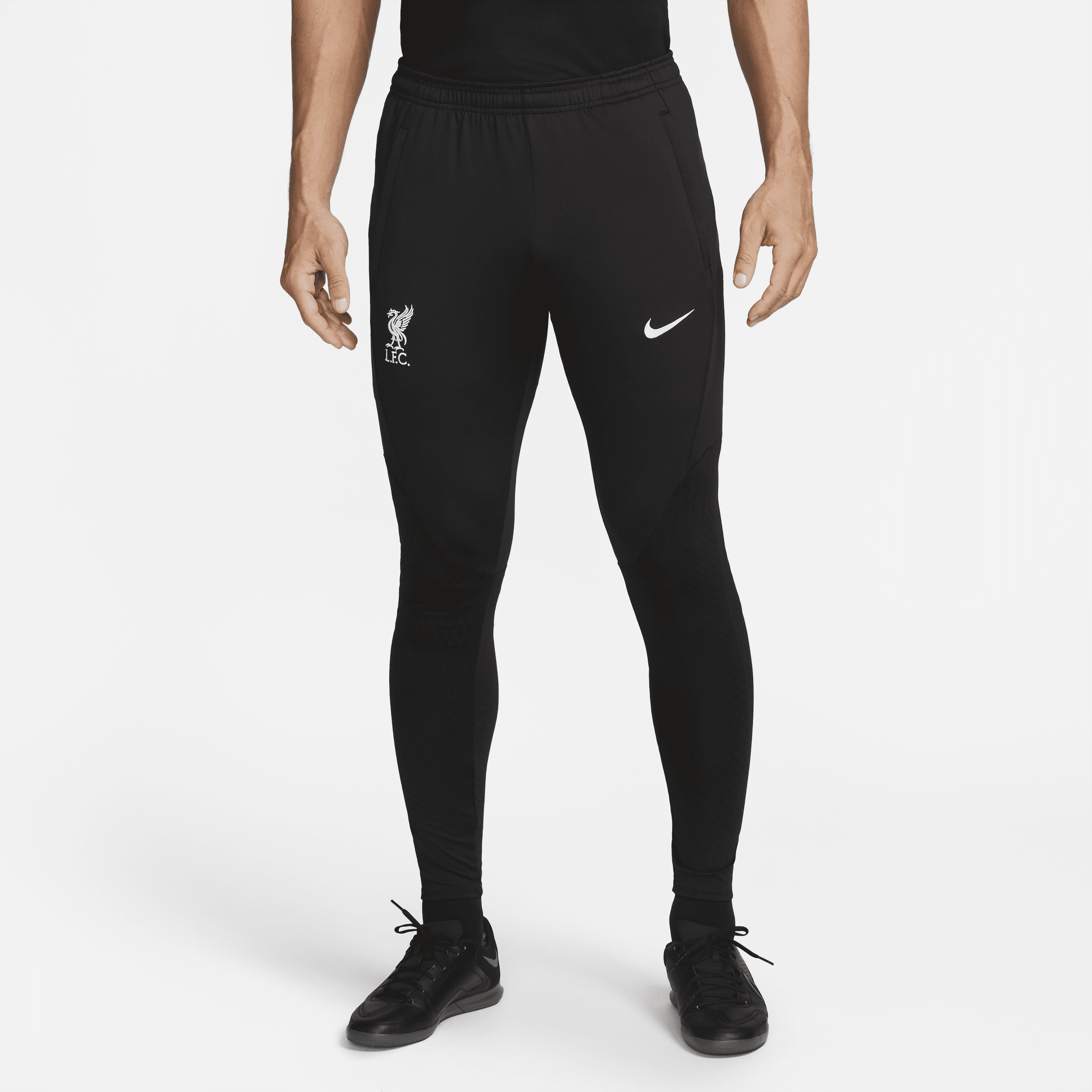 Pantaloni da calcio in maglia Nike Dri-FIT Liverpool FC Strike – Uomo - Nero