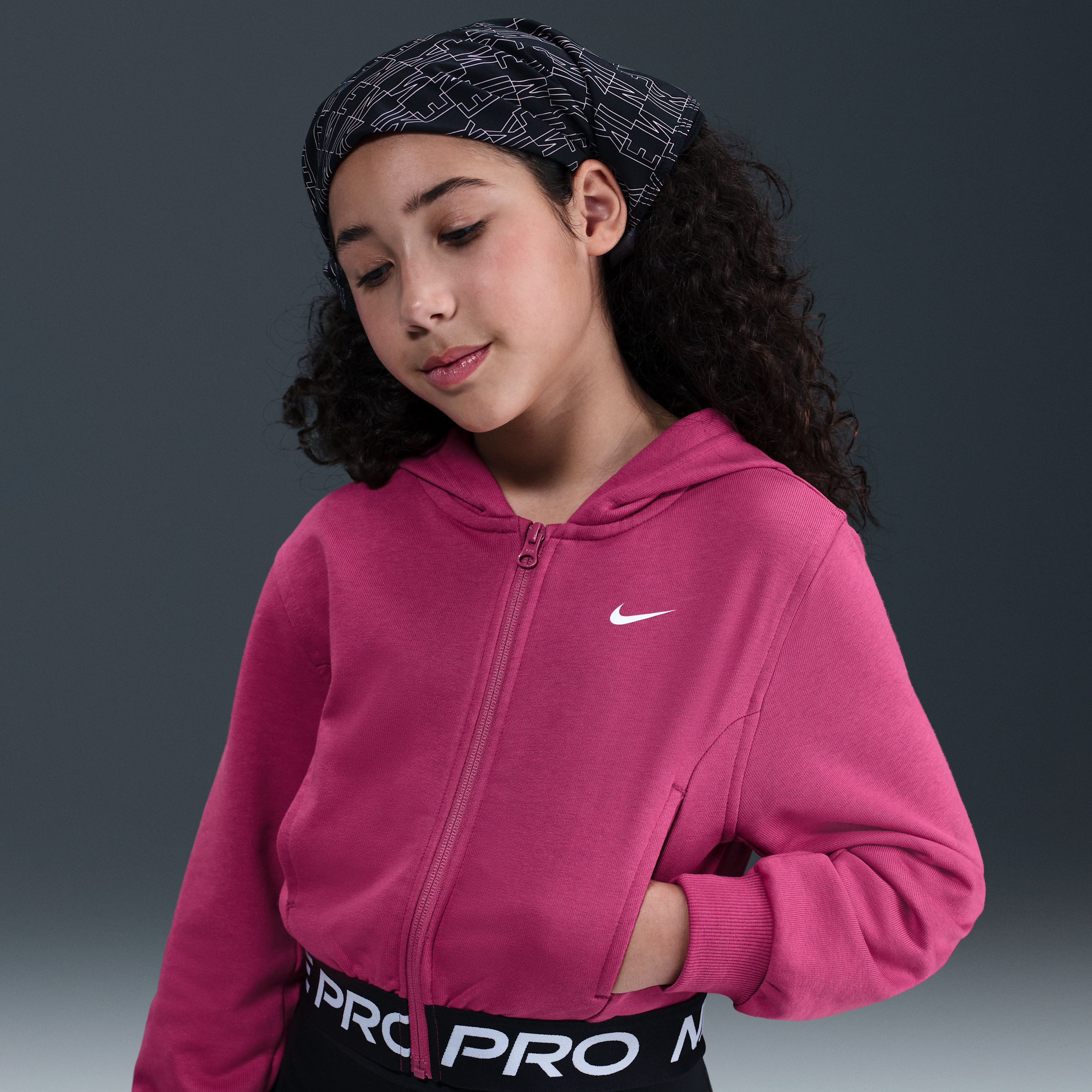 【ナイキ(NIKE)公式ストア】ナイキ プロ フリース ジュニア (ガールズ) Dri-FIT フルジップ パーカー HQ9312-634 パープル 【ナイキ(NIKE)公式ストア】ナイキ プロ フリース ジュニア (ガールズ) Dri-FIT フルジップ パーカー HQ9312-634 パープル