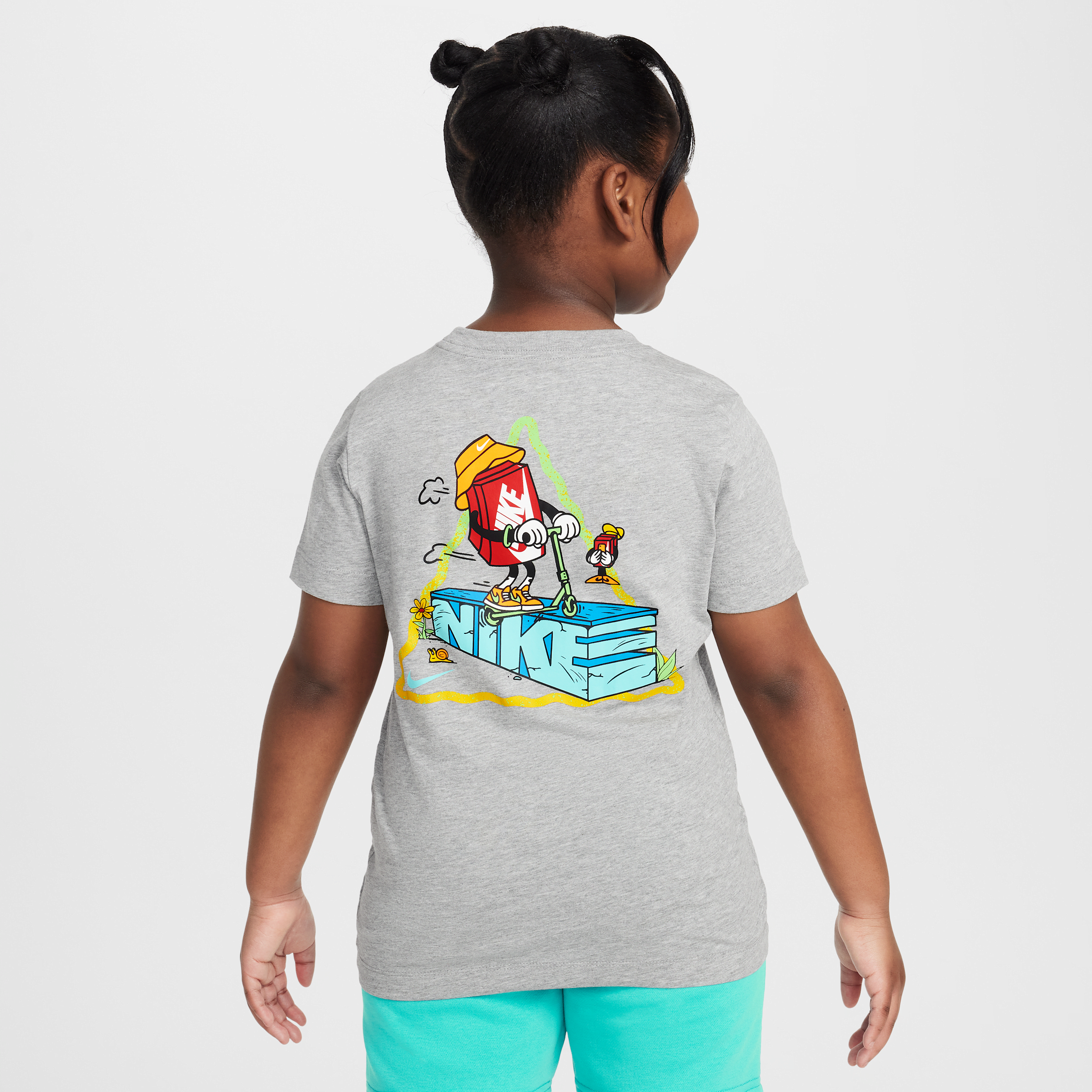 【ナイキ(NIKE)公式ストア】ナイキ スポーツウェア ジュニア Tシャツ HQ3239-063 グレー 【ナイキ(NIKE)公式ストア】ナイキ スポーツウェア ジュニア Tシャツ HQ3239-063 グレー