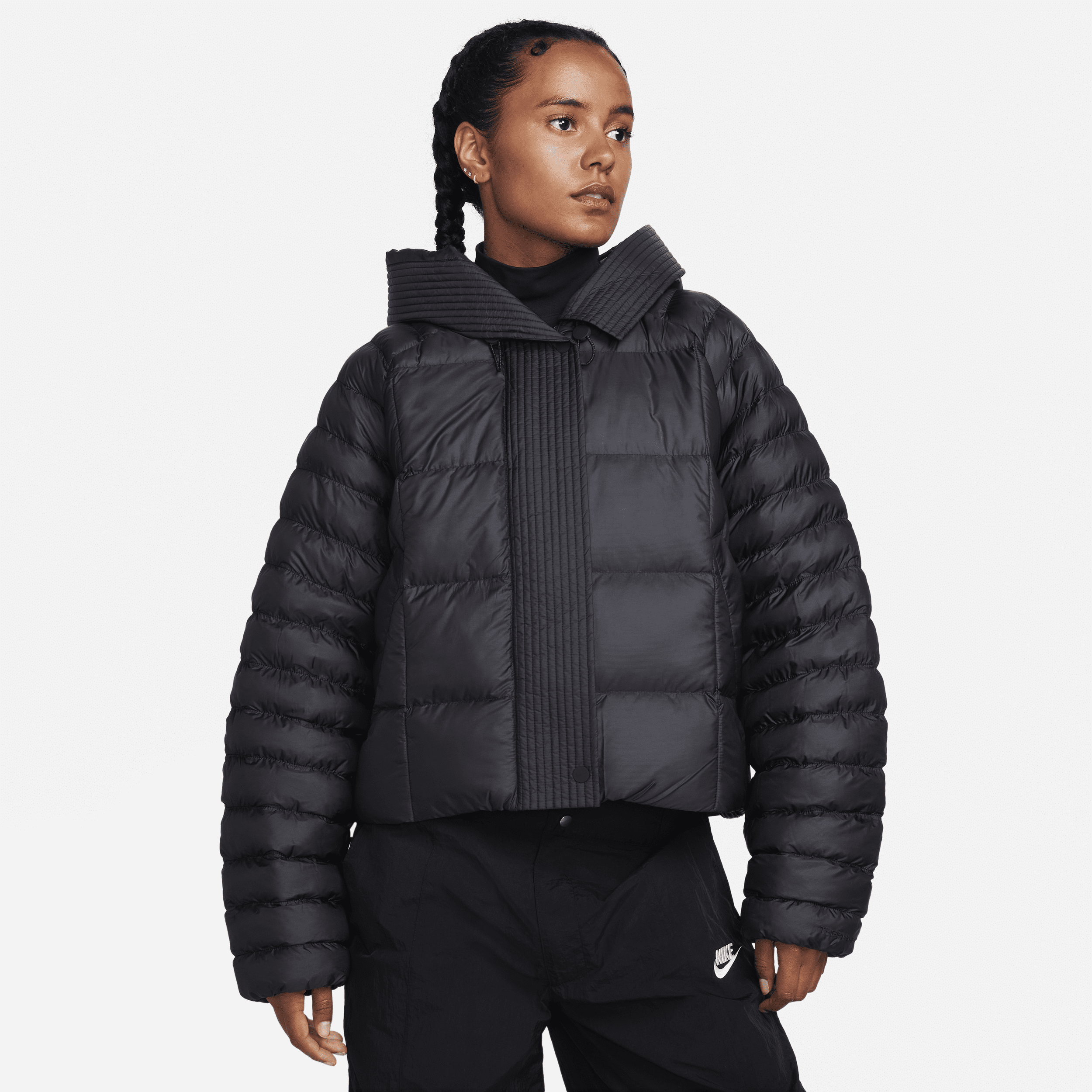 Oversized Nike Sportswear Puffer Swoosh PrimaLoft® Therma-FIT-jakke med hætte til kvinder - sort