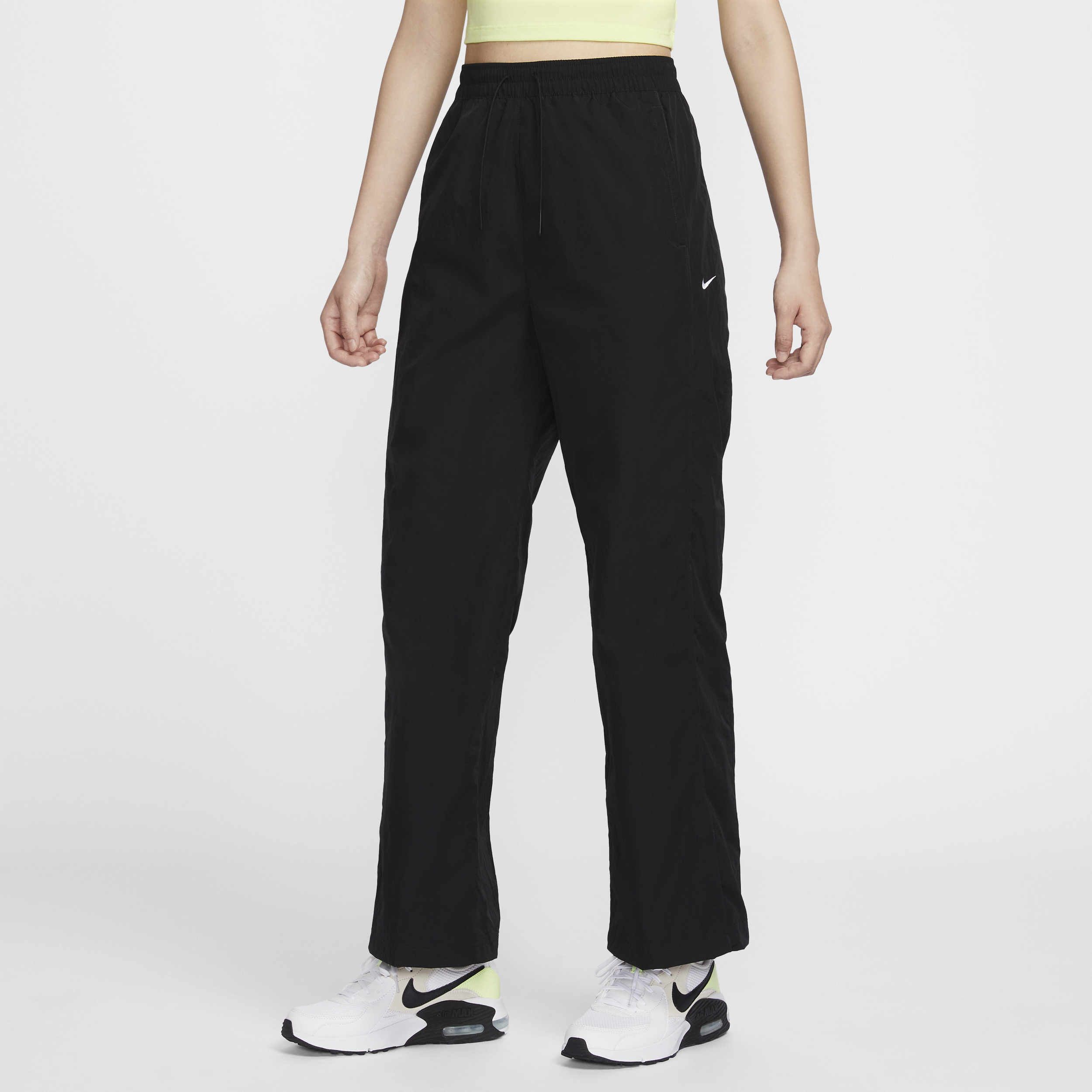 【ナイキ(NIKE)公式ストア】ナイキ ウィンドランナー ウィメンズ ハイウエスト ウーブン オープンヘム パンツ FV7656-010 ブラック 【ナイキ(NIKE)公式ストア】ナイキ ウィンドランナー ウィメンズ ハイウエスト ウーブン オープンヘム パンツ FV7656-010 ブラック