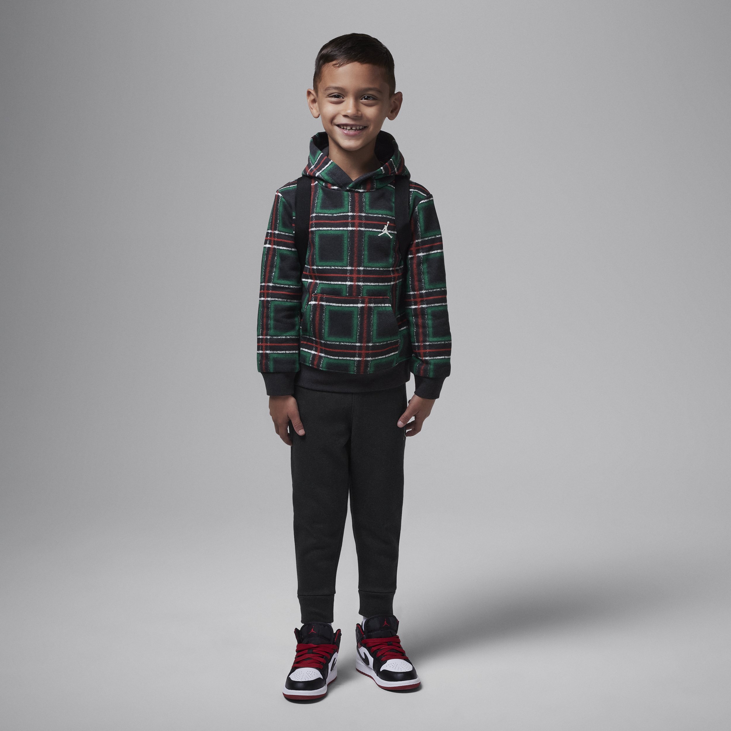 【ナイキ(NIKE)公式ストア】ジョーダン ブルックリン エッセンシャル ベビー ツーピース ホリデー プルオーバー パーカー セットアップ HQ7730-010 ブラック 【ナイキ(NIKE)公式ストア】ジョーダン ブルックリン エッセンシャル ベビー ツーピース ホリデー プルオーバー パーカー セットアップ HQ7730-010 ブラック