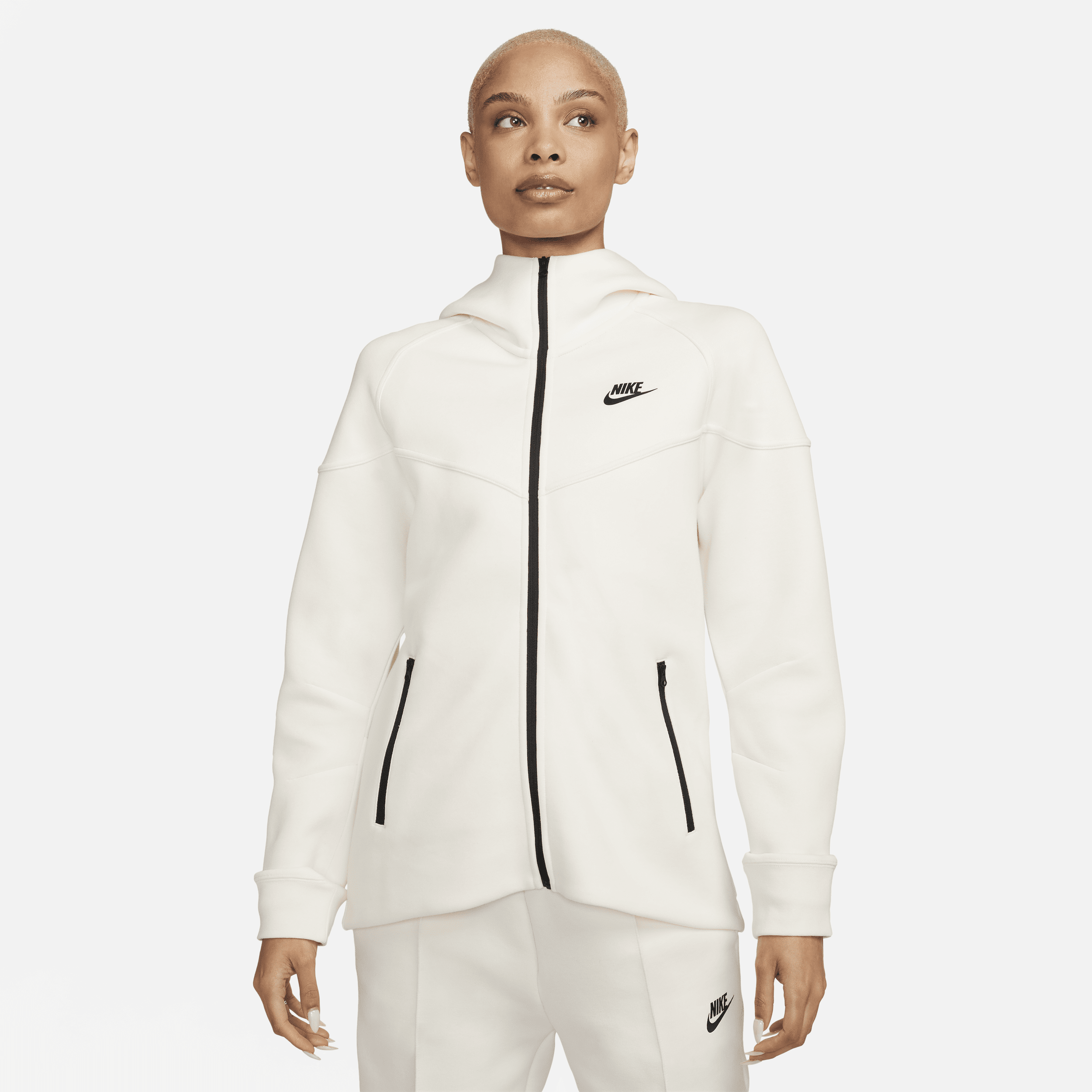 Nike Sportswear Tech Fleece Windrunner–hættetrøje med lynlås til kvinder - brun