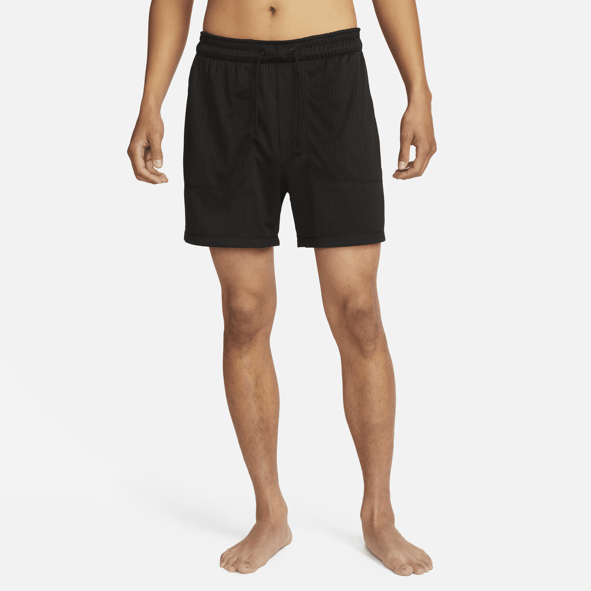 Nike Yoga Pantalón corto Dri-FIT de 13 cm sin forro - Hombre - Negro