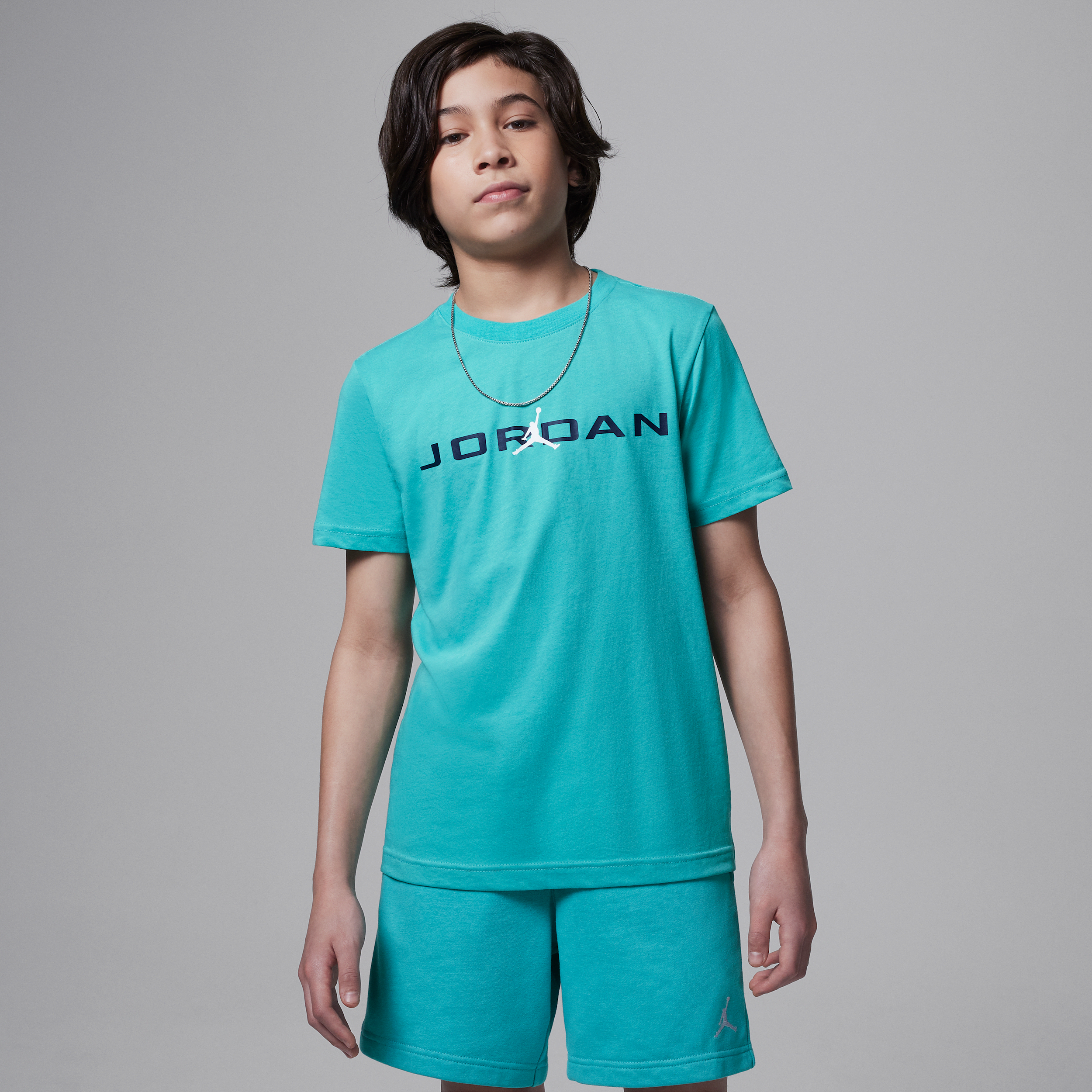【ナイキ(NIKE)公式ストア】ジョーダン ジュニア エア ストレッチ Tシャツ IF3729-392 グリーン 【ナイキ(NIKE)公式ストア】ジョーダン ジュニア エア ストレッチ Tシャツ IF3729-392 グリーン