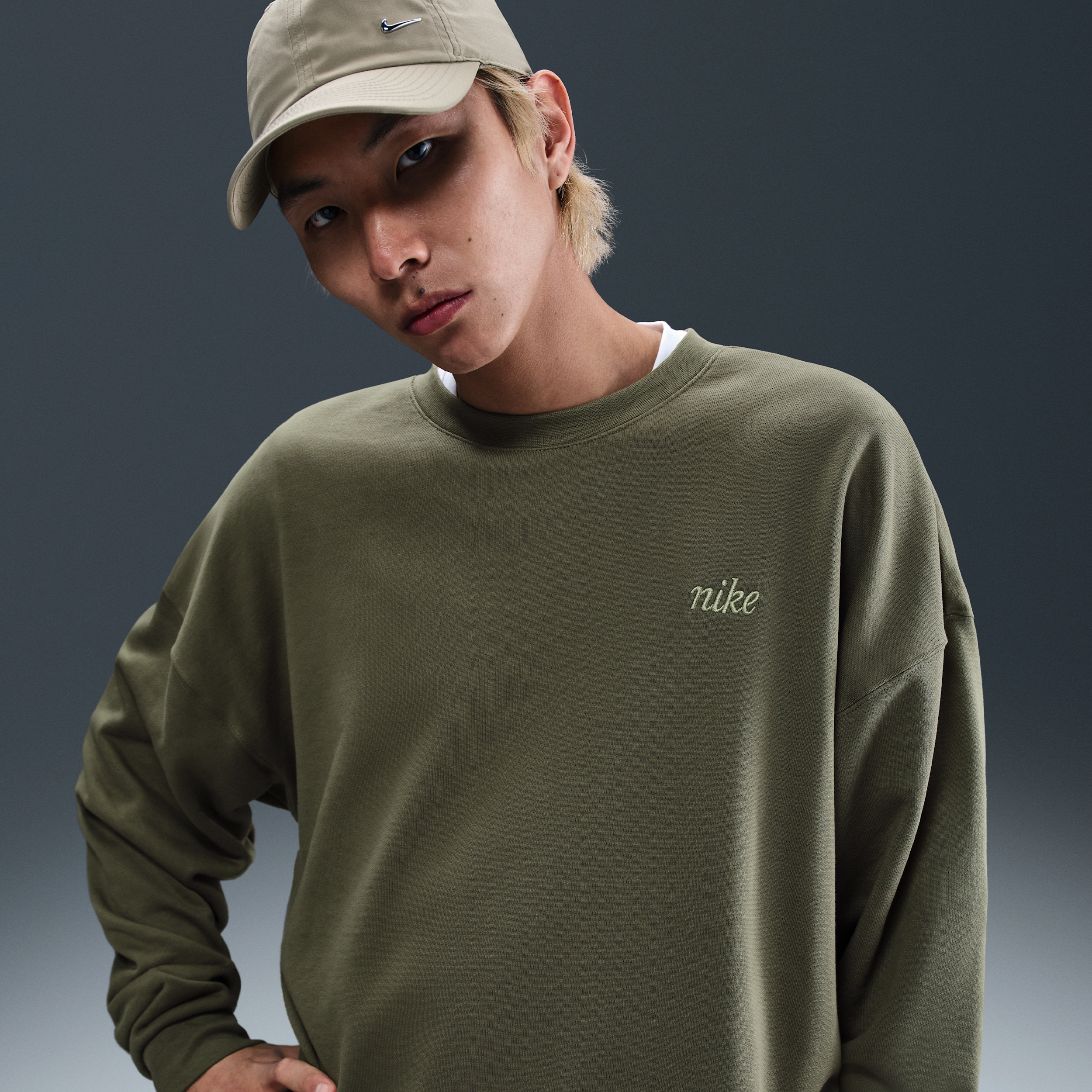 【ナイキ(NIKE)公式ストア】ナイキ クラブ メンズ オーバーサイズド クルー IB8360-222 グリーン 【ナイキ(NIKE)公式ストア】ナイキ クラブ メンズ オーバーサイズド クルー IB8360-222 グリーン