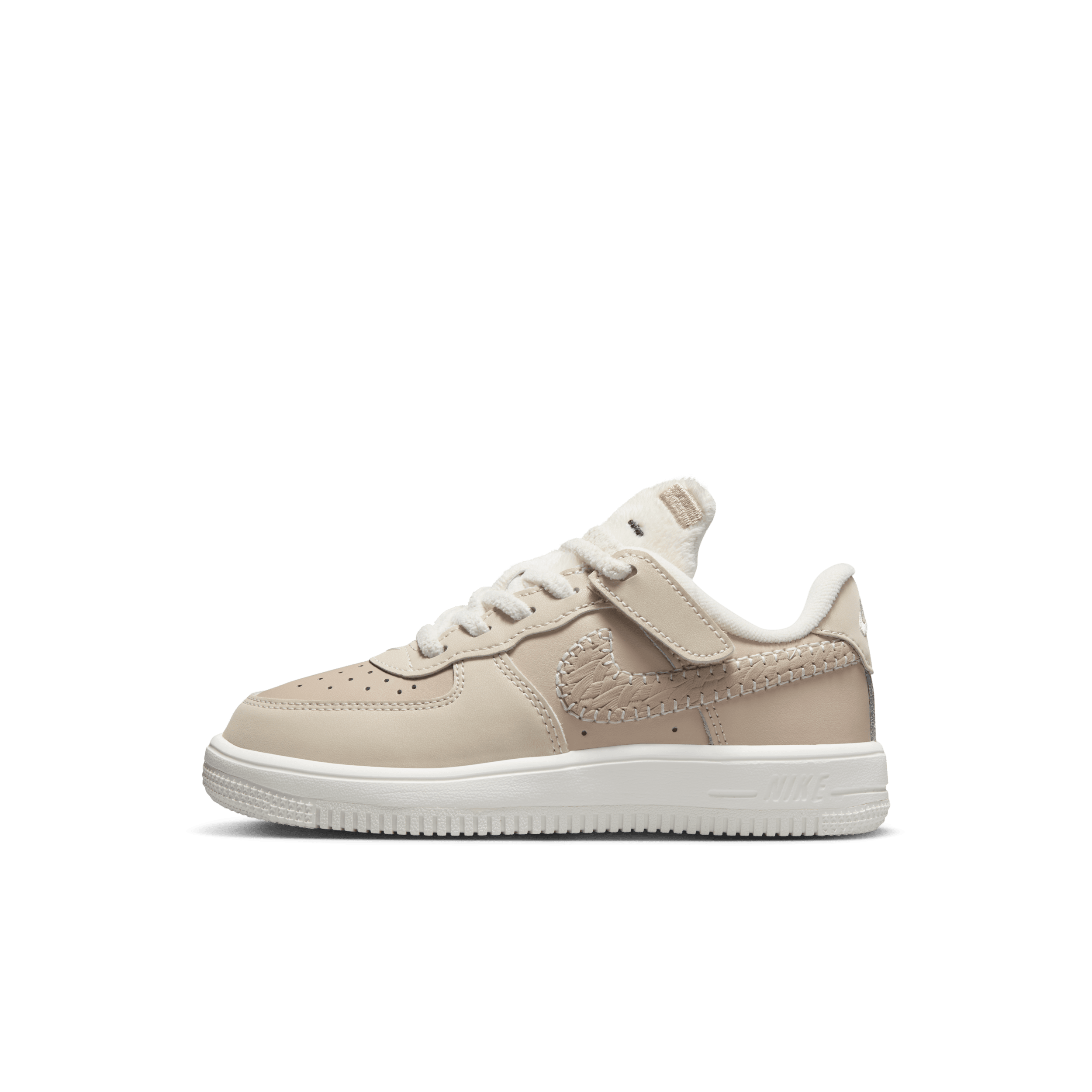 【ナイキ(NIKE)公式ストア】ナイキ フォース 1 LOW SE イージーオン リトルキッズシューズ FZ4514-100 ブラウン 【ナイキ(NIKE)公式ストア】ナイキ フォース 1 LOW SE イージーオン リトルキッズシューズ FZ4514-100 ブラウン