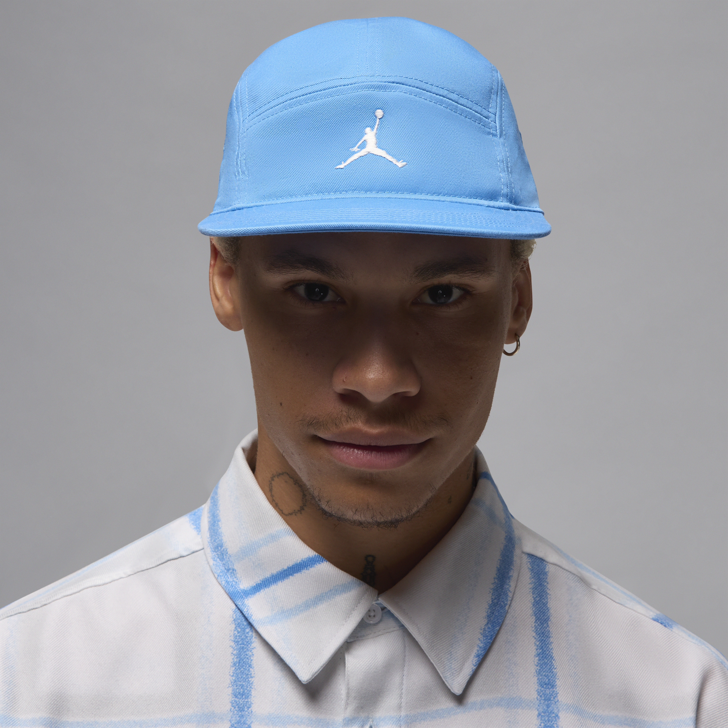 【ナイキ(NIKE)公式ストア】ジョーダン フライ フラット ビル キャップ FZ2050-469 ブルー 【ナイキ(NIKE)公式ストア】ジョーダン フライ フラット ビル キャップ FZ2050-469 ブルー