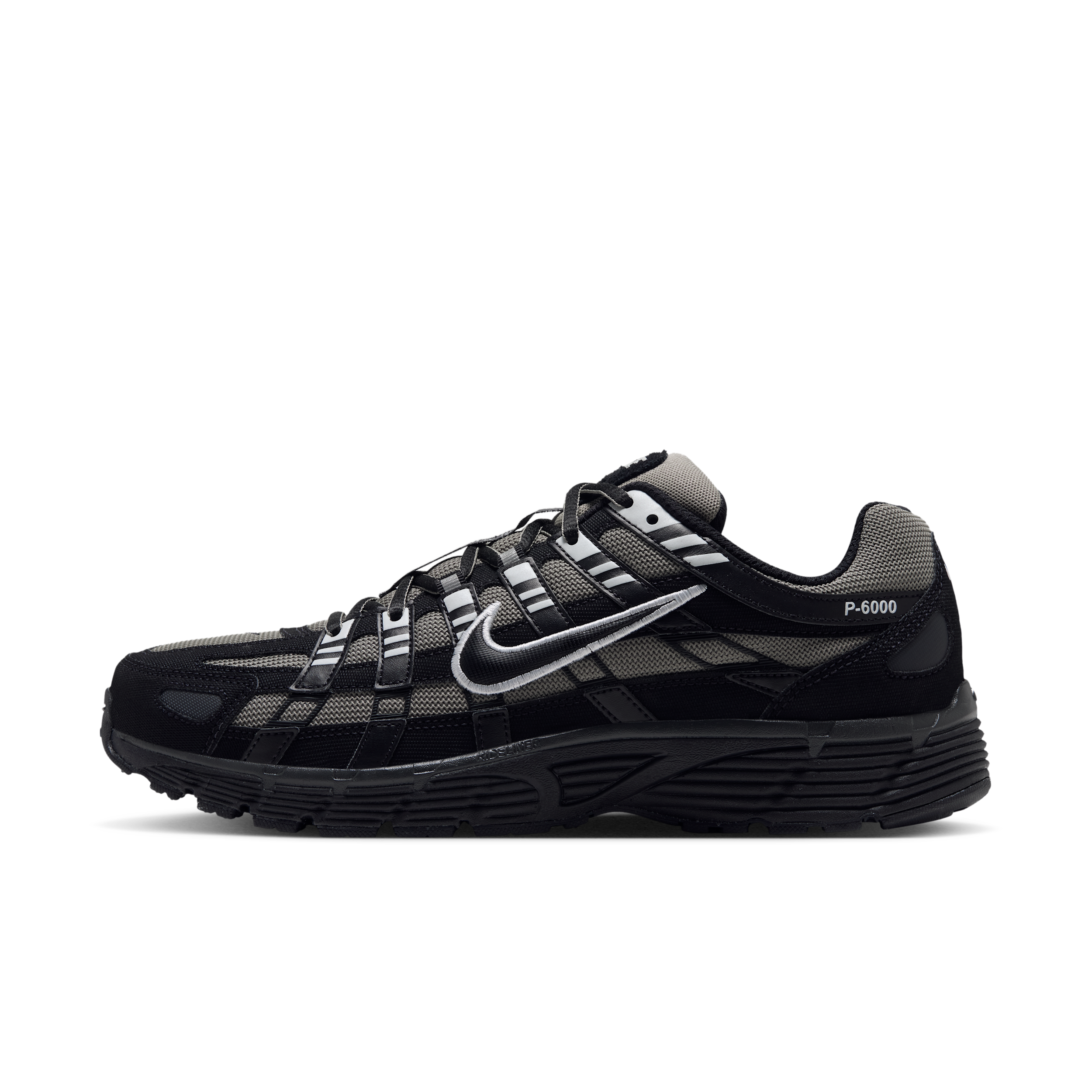 Nike P-6000, vue de côté