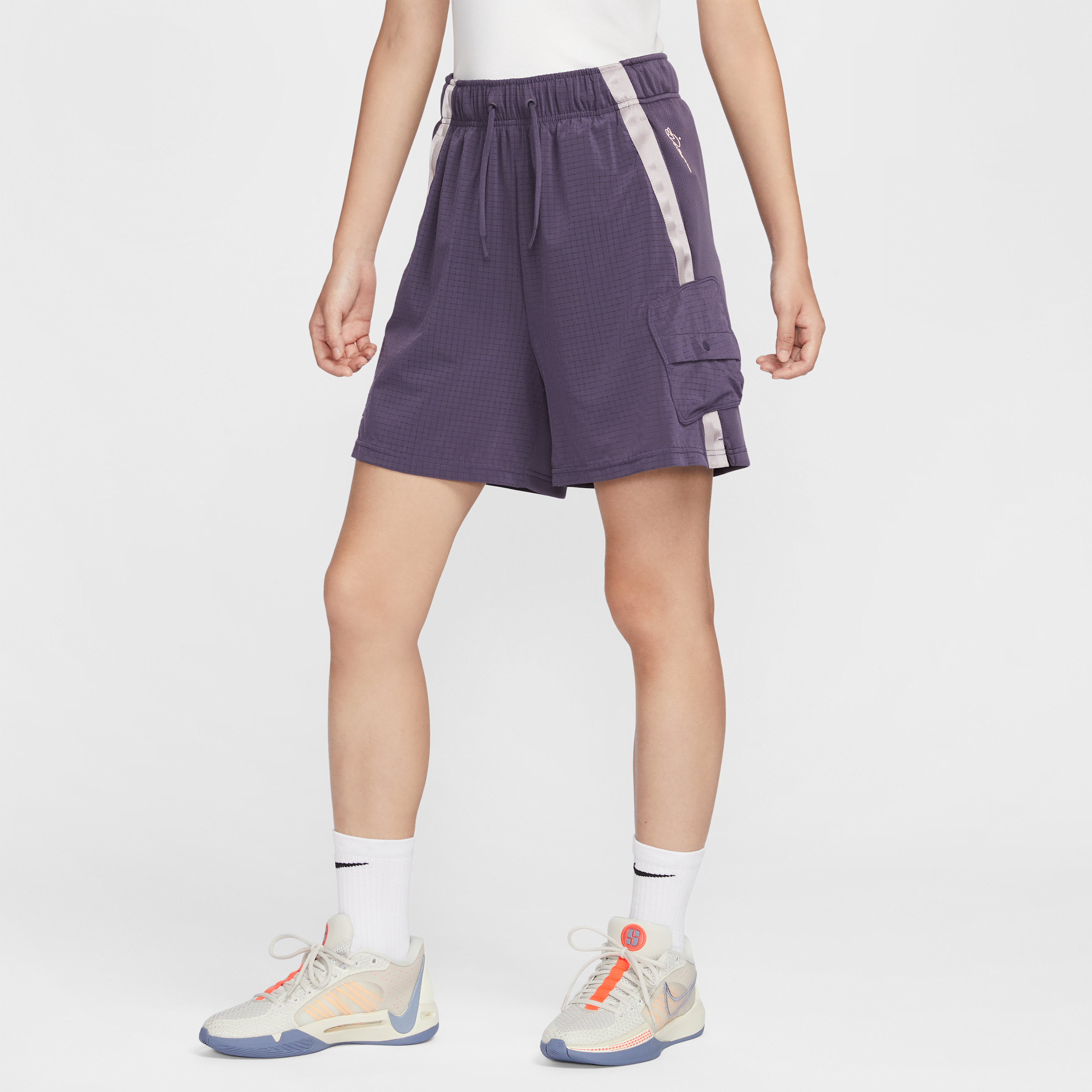 【ナイキ(NIKE)公式ストア】サブリナ バスケットボールショートパンツ FV3190-573 パープル 【ナイキ(NIKE)公式ストア】サブリナ バスケットボールショートパンツ FV3190-573 パープル