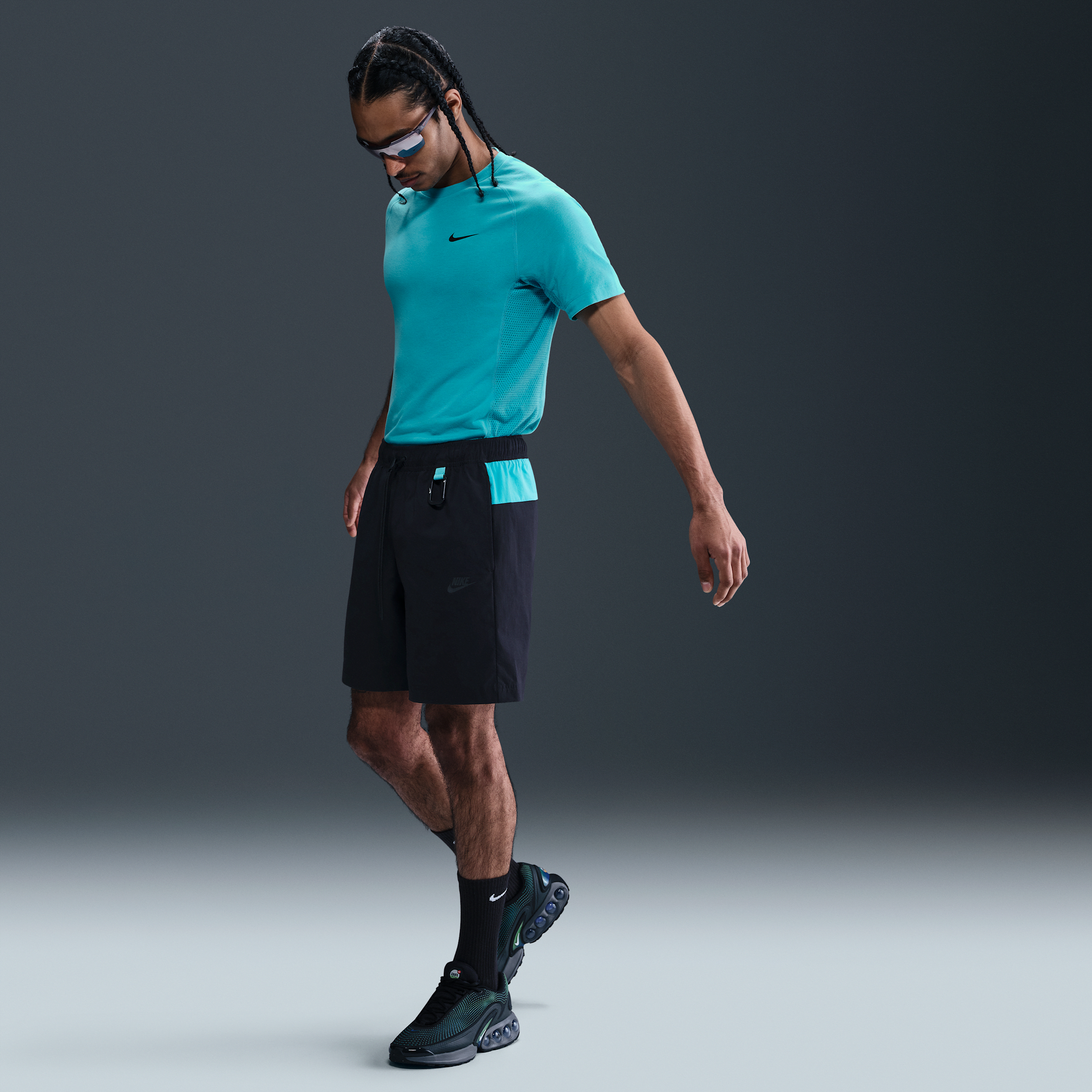 Shorts in tessuto Nike Tech – Uomo - Nero