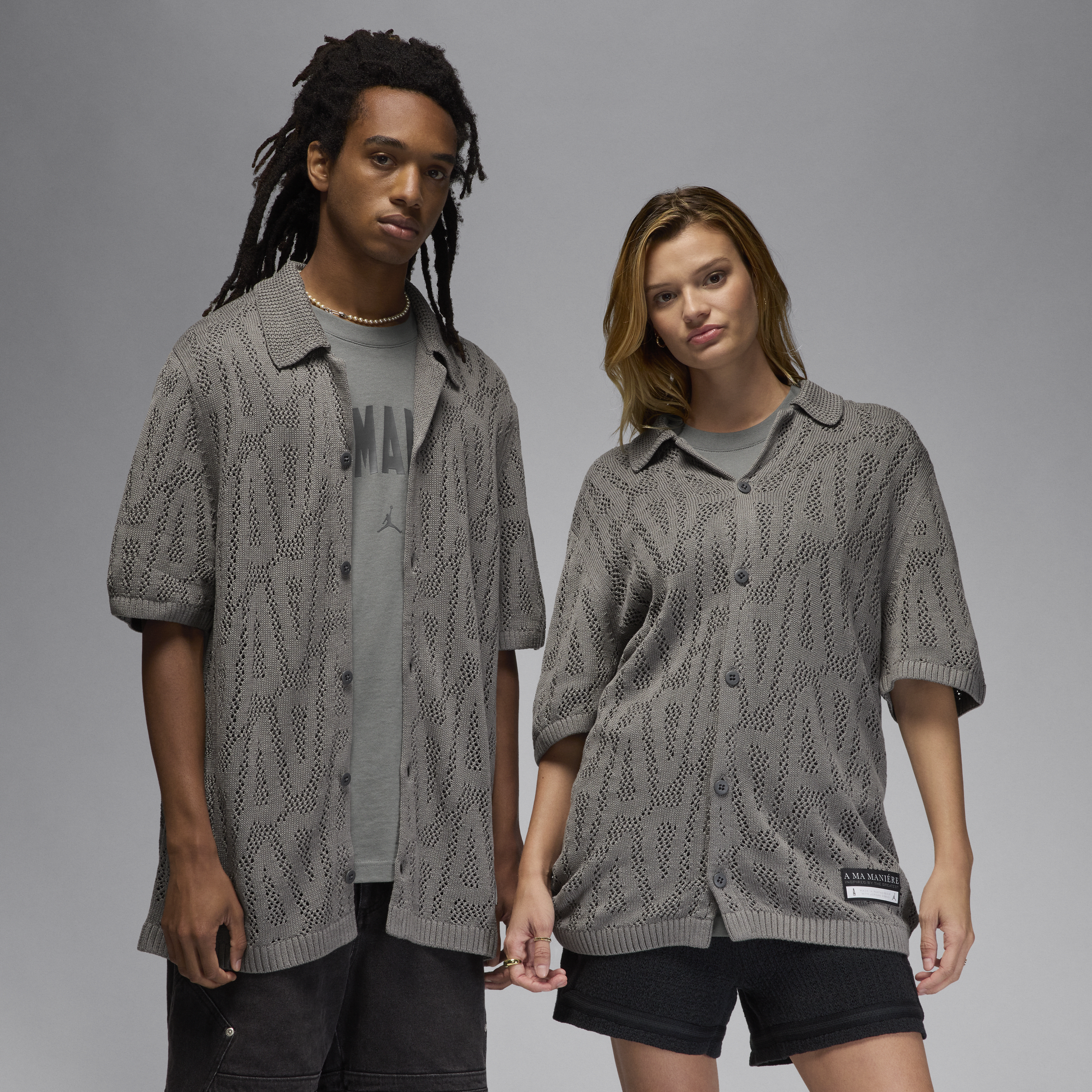 【ナイキ(NIKE)公式ストア】ジョーダン x ア マ マニエール メンズシャツ HF0534-029 グレー 【ナイキ(NIKE)公式ストア】ジョーダン x ア マ マニエール メンズシャツ HF0534-029 グレー