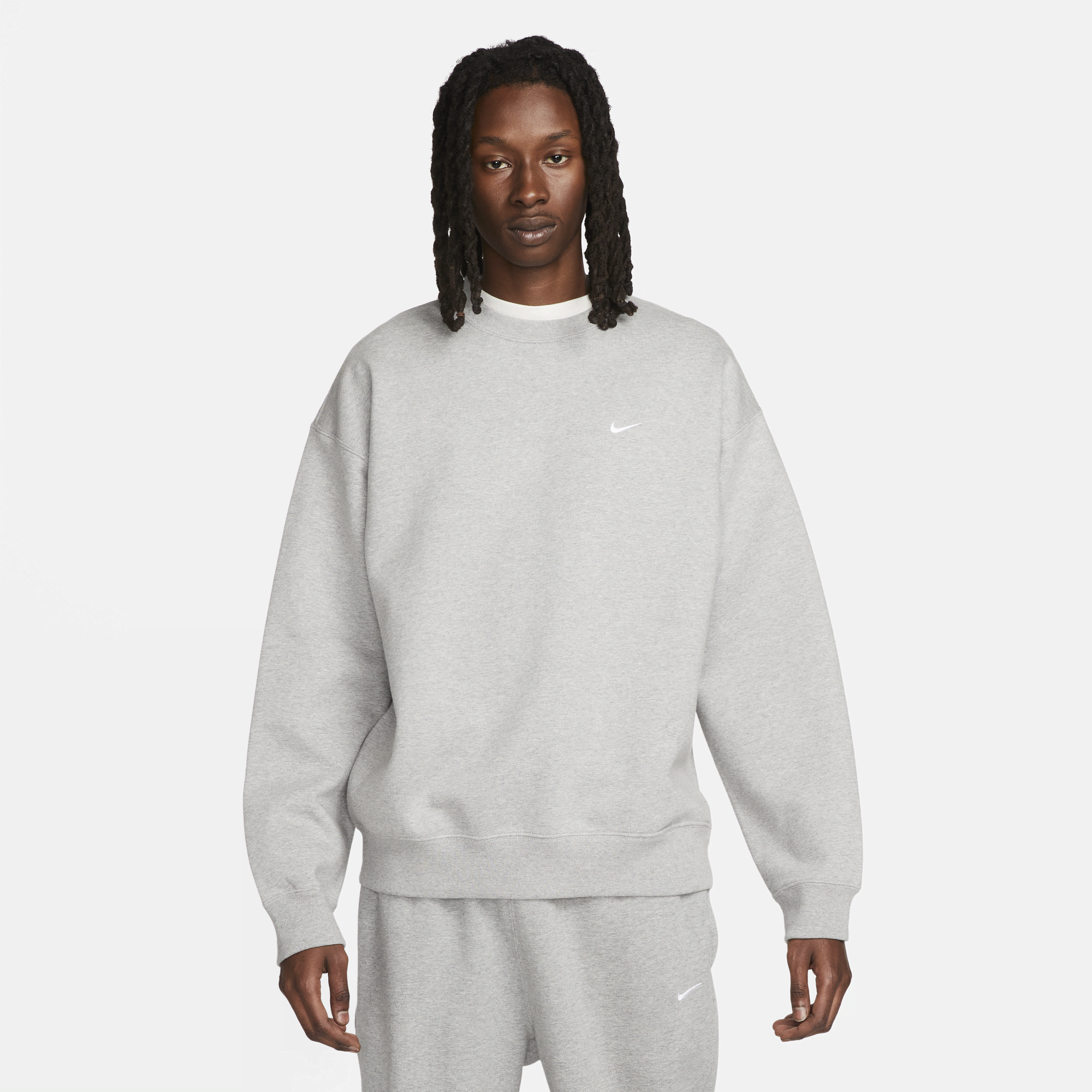Nike Solo Swoosh-crewtrøje i fleece til mænd - grå