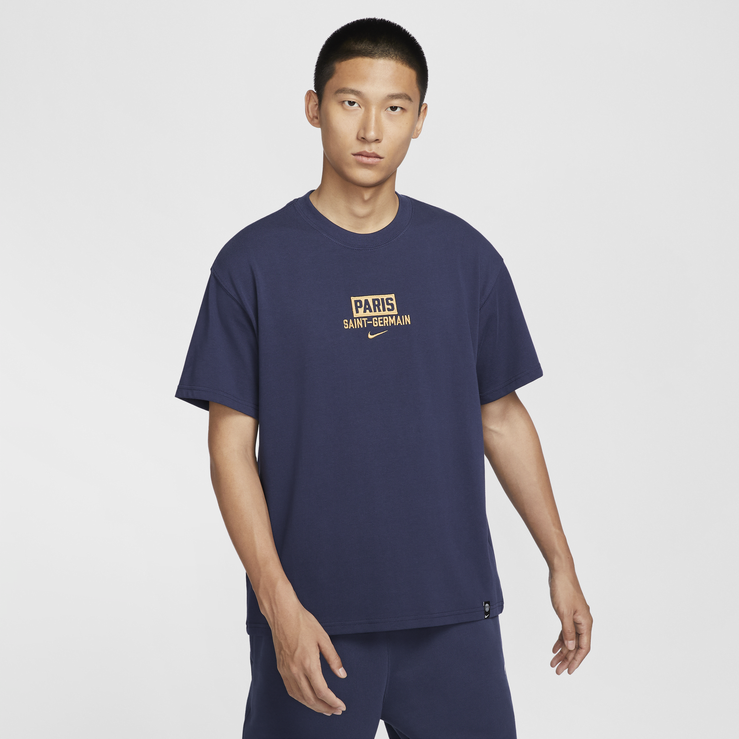 【ナイキ(NIKE)公式ストア】パリ サンジェルマン (PSG) マックス90 メンズ ナイキ サッカー Tシャツ HF0847-410 ブルー 【ナイキ(NIKE)公式ストア】パリ サンジェルマン (PSG) マックス90 メンズ ナイキ サッカー Tシャツ HF0847-410 ブルー
