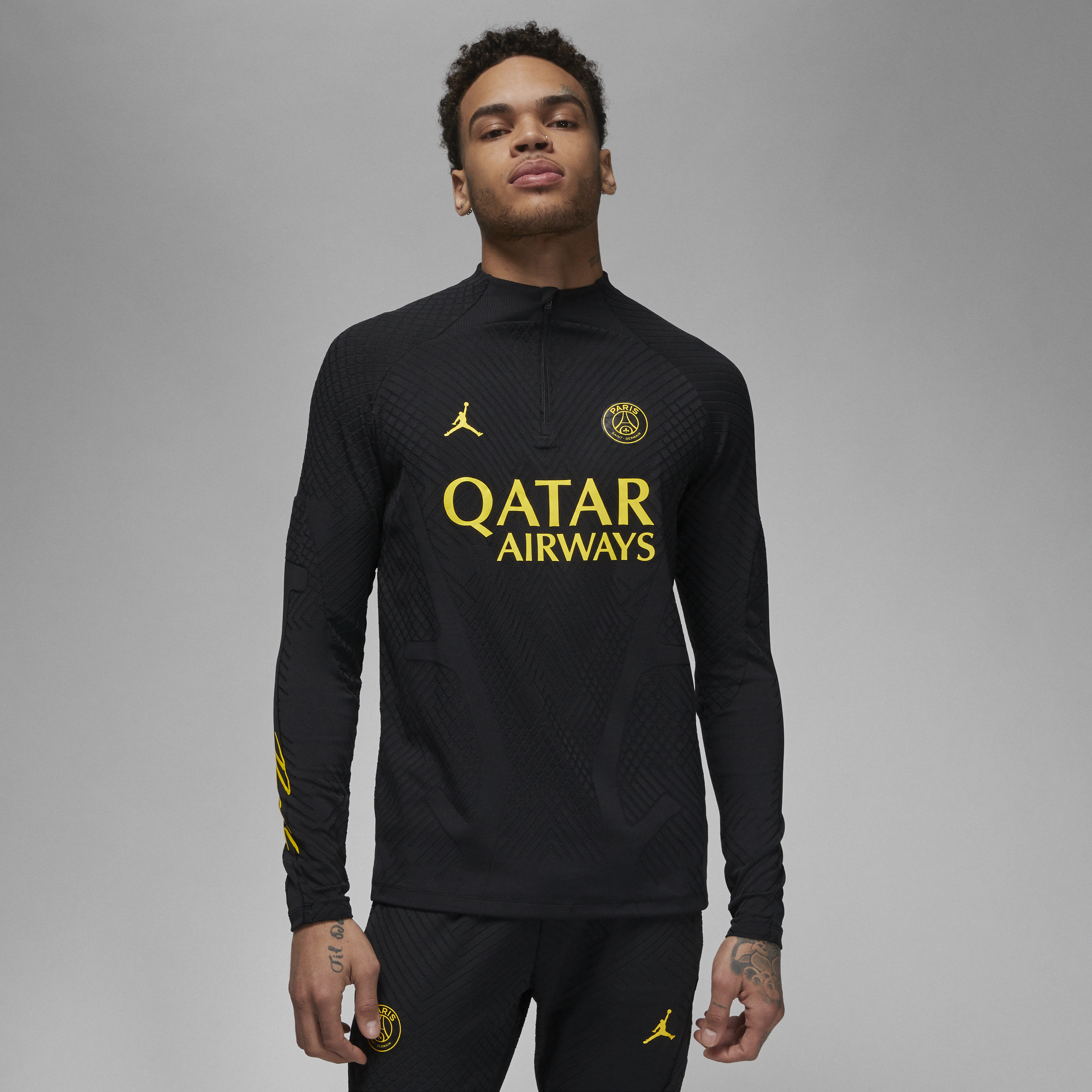 Nike Paris Saint-Germain Strike Elite Fourth Jordan Dri-FIT ADV-fodboldtræningstrøje til mænd - sort