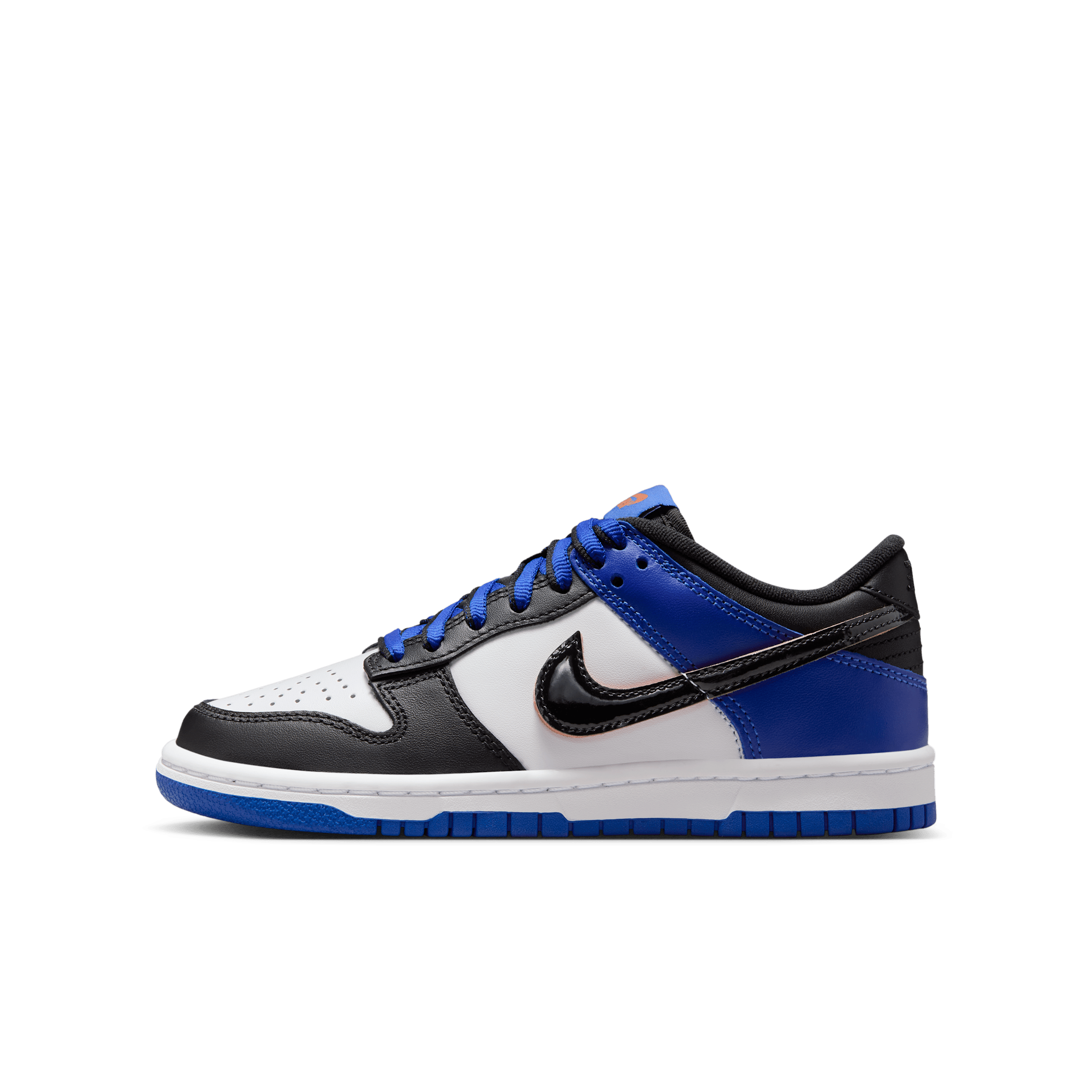【ナイキ(NIKE)公式ストア】ナイキ ダンク LOW SE ジュニアシューズ HF0970-100 ホワイト 【ナイキ(NIKE)公式ストア】ナイキ ダンク LOW SE ジュニアシューズ HF0970-100 ホワイト