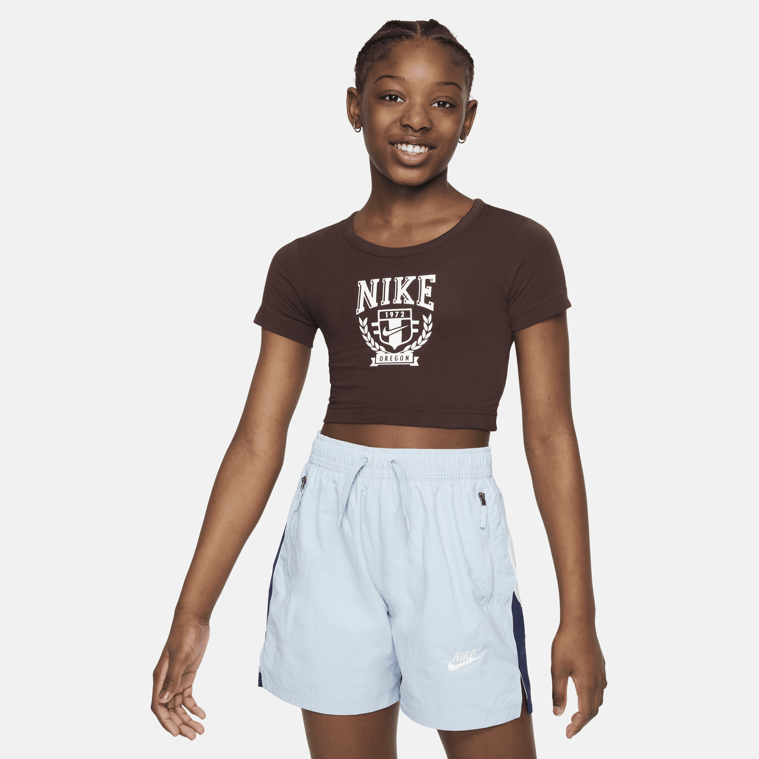 Nike Sportswear-T-shirt med grafik til større børn (piger) - brun