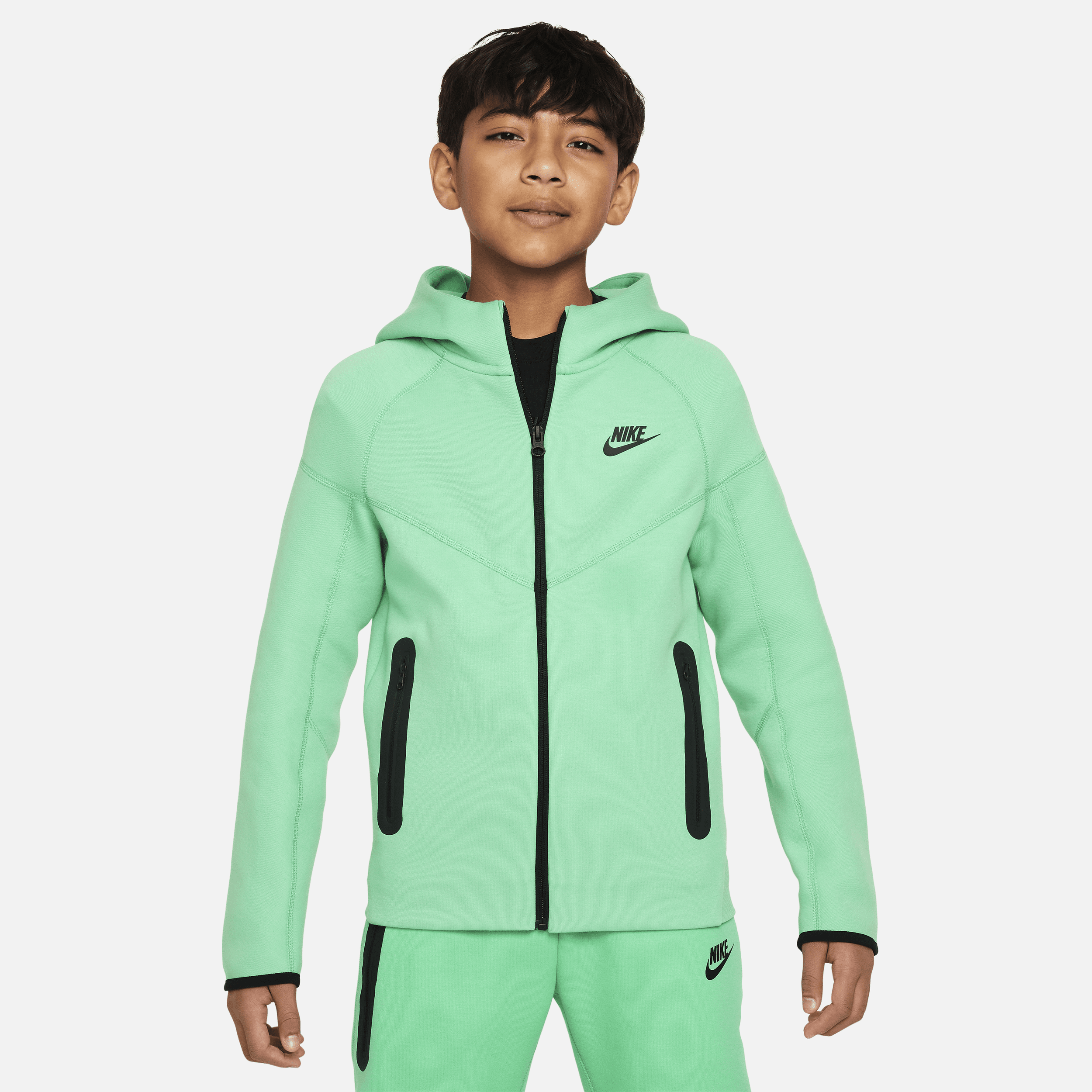 Nike Sportswear Tech Fleece-hættetrøje med lynlås til større børn (drenge) - grøn