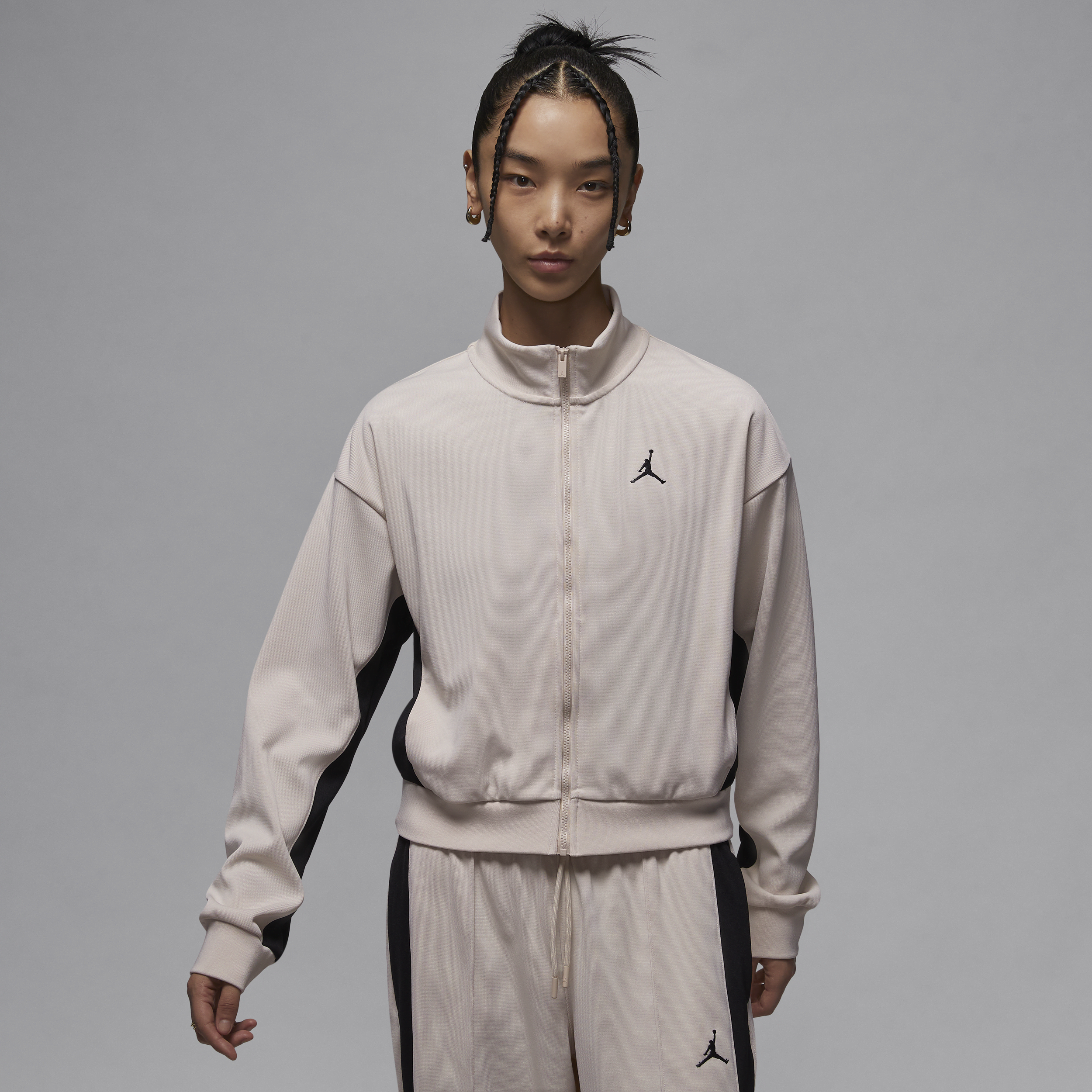 【ナイキ(NIKE)公式ストア】ジョーダン ウィメンズ ニット ジャケット FV7105-203 ブラウン 【ナイキ(NIKE)公式ストア】ジョーダン ウィメンズ ニット ジャケット FV7105-203 ブラウン