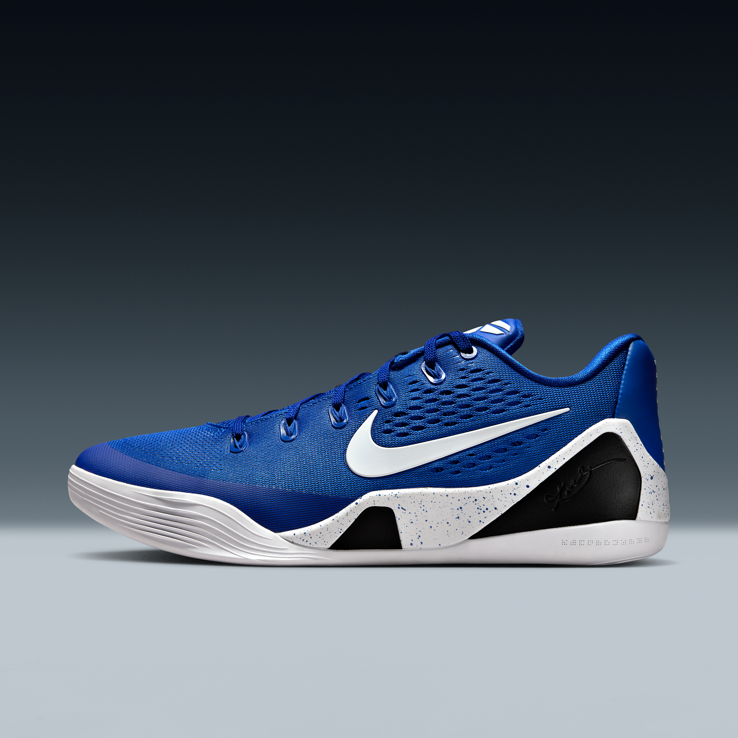 【ナイキ(NIKE)公式ストア】コービー 9 エリート LOW EM プロトロ バスケットボールシューズ IH1401-400 ブルー 【ナイキ(NIKE)公式ストア】コービー 9 エリート LOW EM プロトロ バスケットボールシューズ IH1401-400 ブルー
