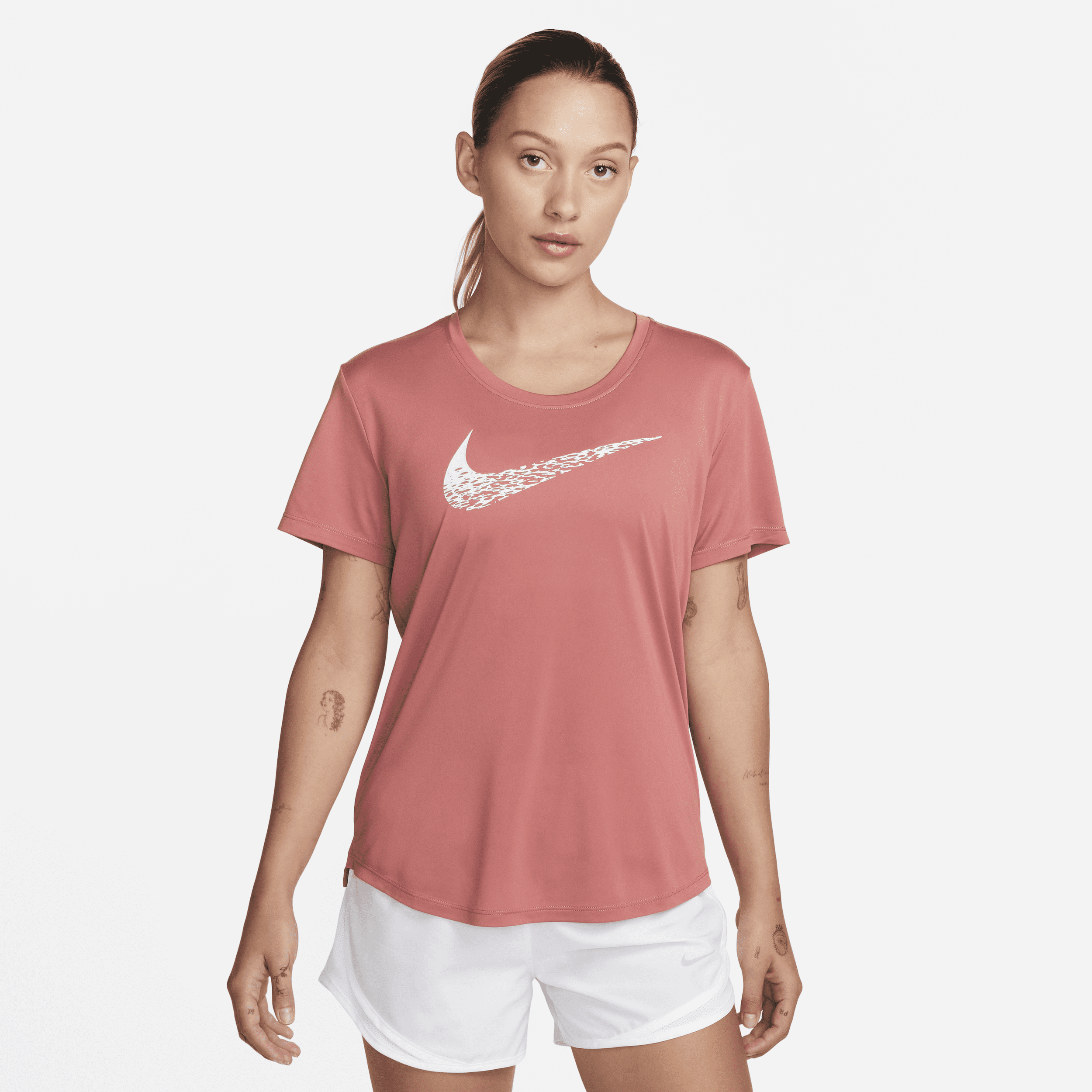Kortærmet Nike Swoosh Run-løbeoverdel til kvinder - rød