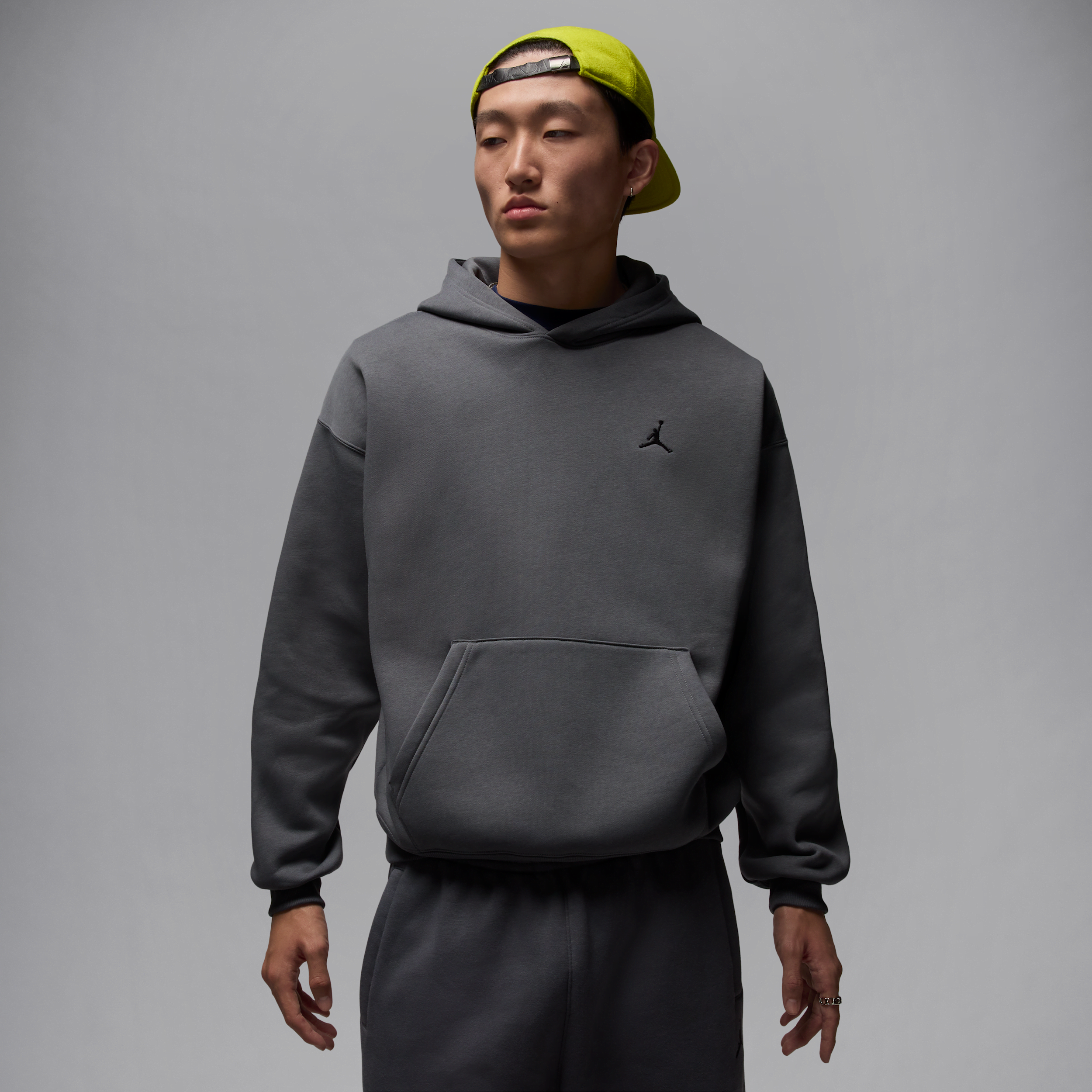 【ナイキ(NIKE)公式ストア】ジョーダン ブルックリン フリース メンズ オーバーサイズド プルオーバー パーカー IB7235-068 グレー 【ナイキ(NIKE)公式ストア】ジョーダン ブルックリン フリース メンズ オーバーサイズド プルオーバー パーカー IB7235-068 グレー
