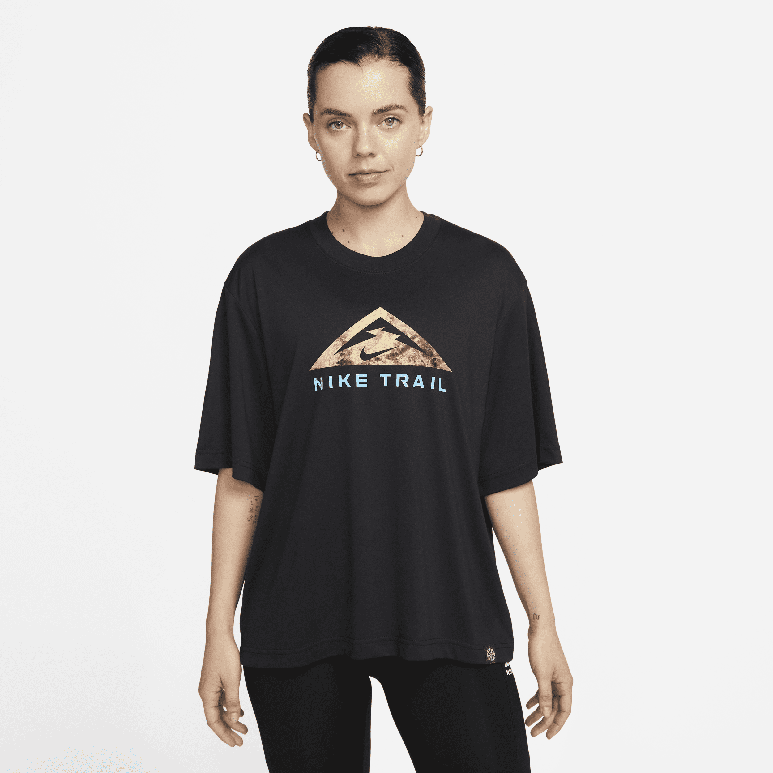 Kortærmet Nike Dri-FIT Trail-T-shirt til kvinder - sort