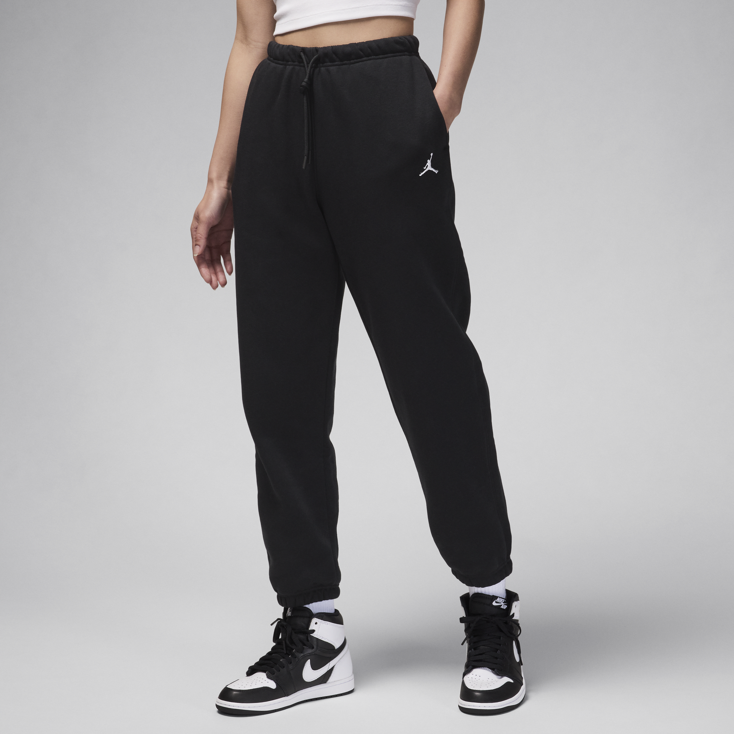 【ナイキ(NIKE)公式ストア】ジョーダン ブルックリン フリース ウィメンズパンツ FV7078-010 ブラック 【ナイキ(NIKE)公式ストア】ジョーダン ブルックリン フリース ウィメンズパンツ FV7078-010 ブラック