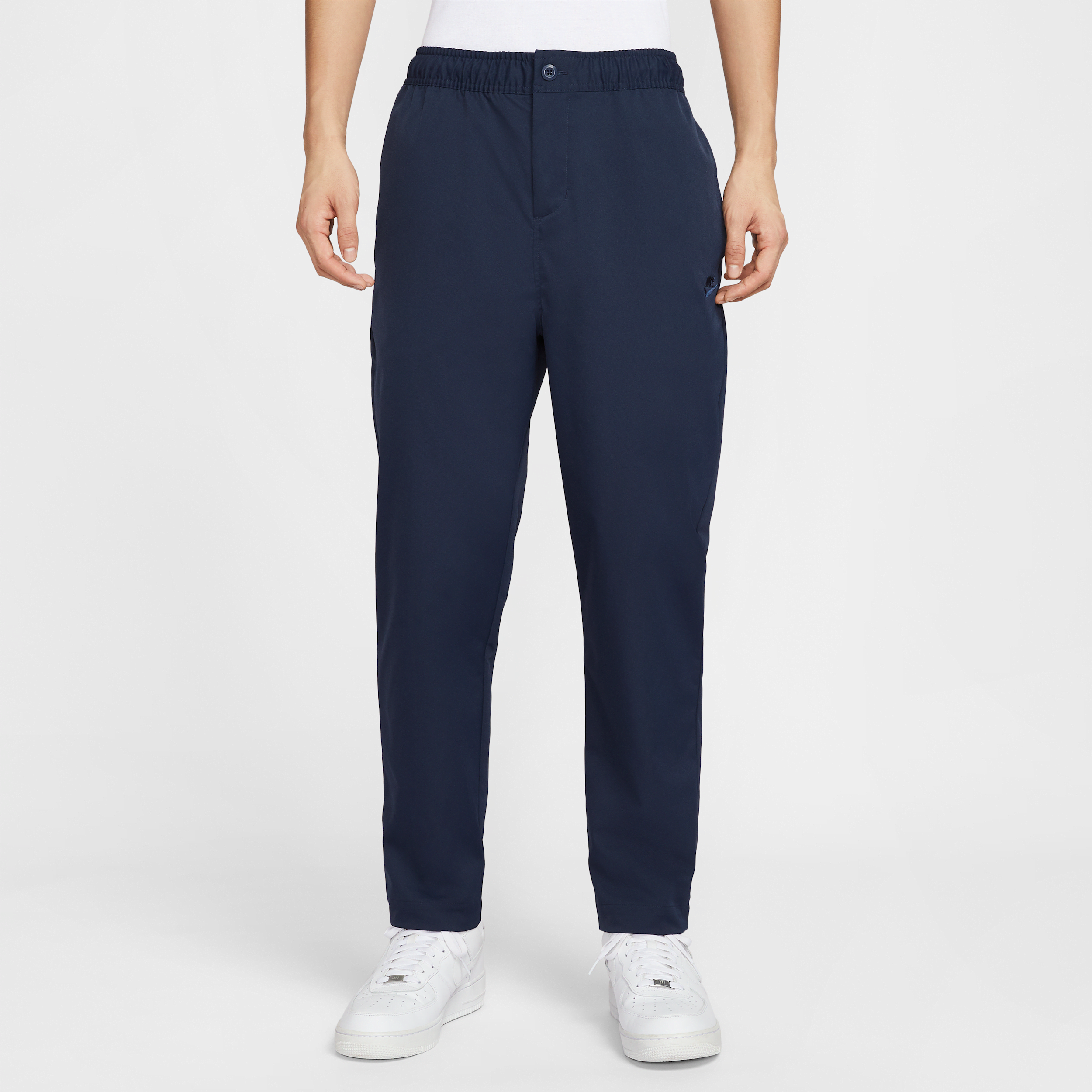 【ナイキ(NIKE)公式ストア】ナイキ クラブ メンズ ウーブン テーパード パンツ HJ1998-451 ブルー 【ナイキ(NIKE)公式ストア】ナイキ クラブ メンズ ウーブン テーパード パンツ HJ1998-451 ブルー