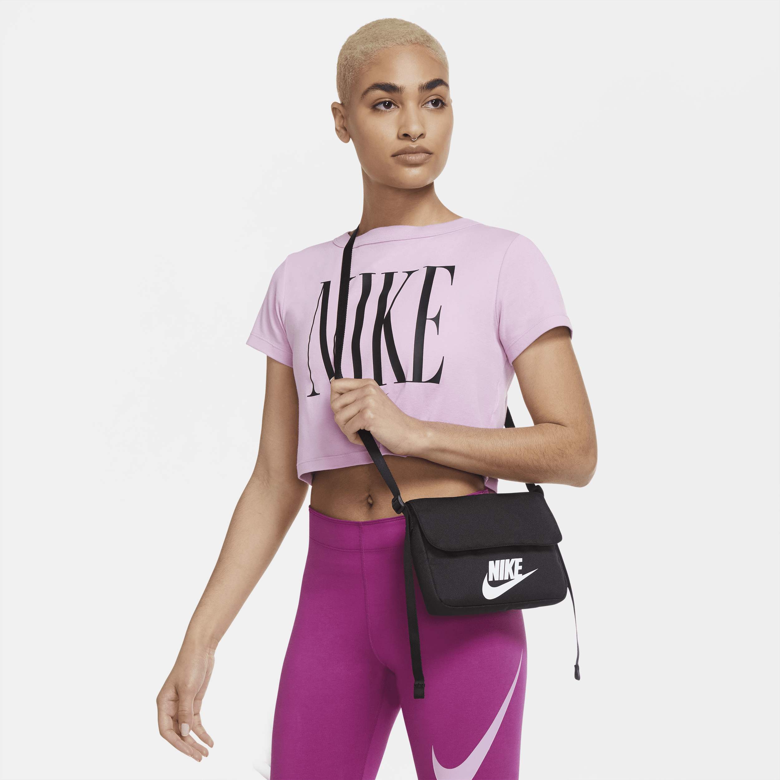 Nike Sportswear Futura 365 crossbodytas voor dames (3 liter) - Zwart