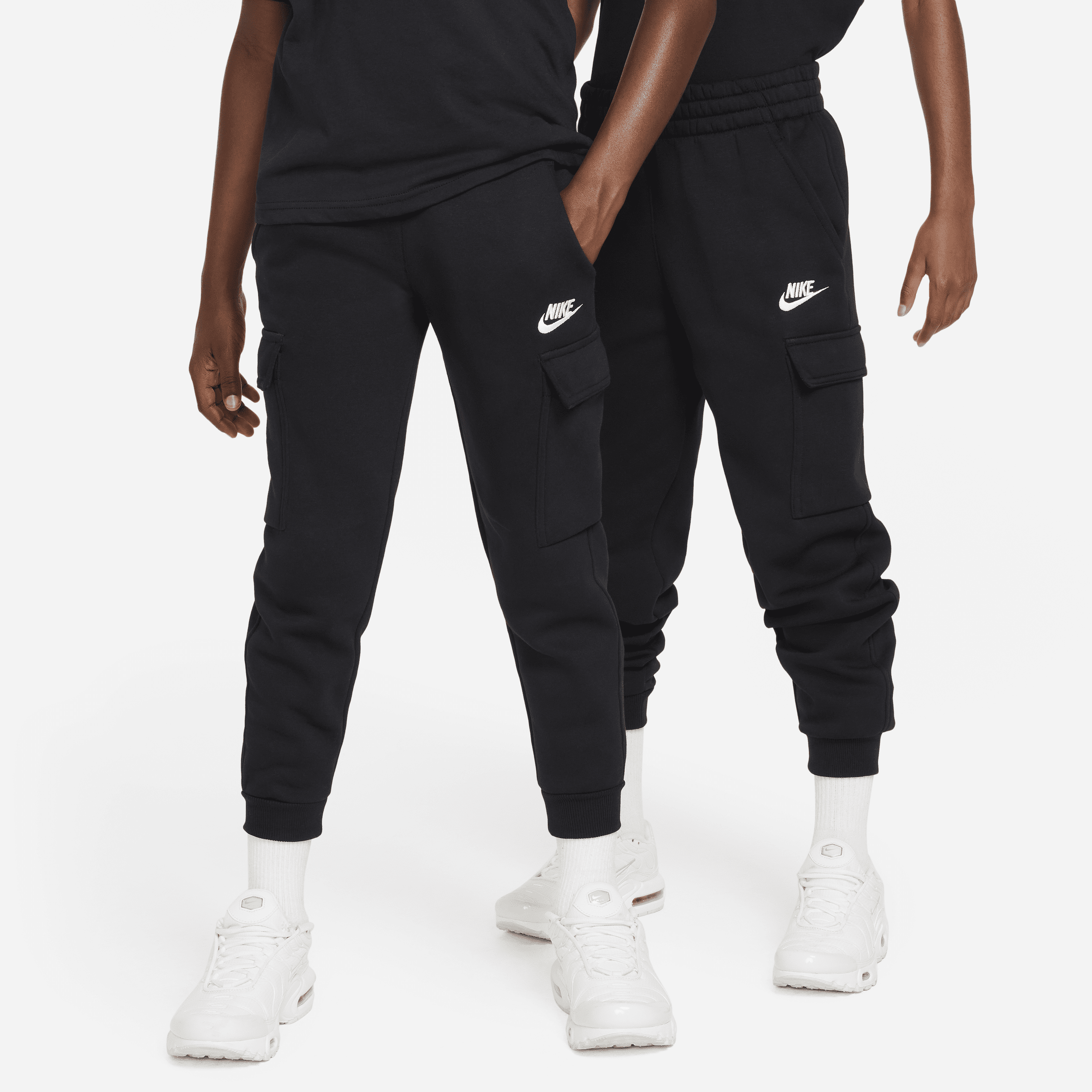 Nike Sportswear Club Fleece-cargobukser til større børn - sort