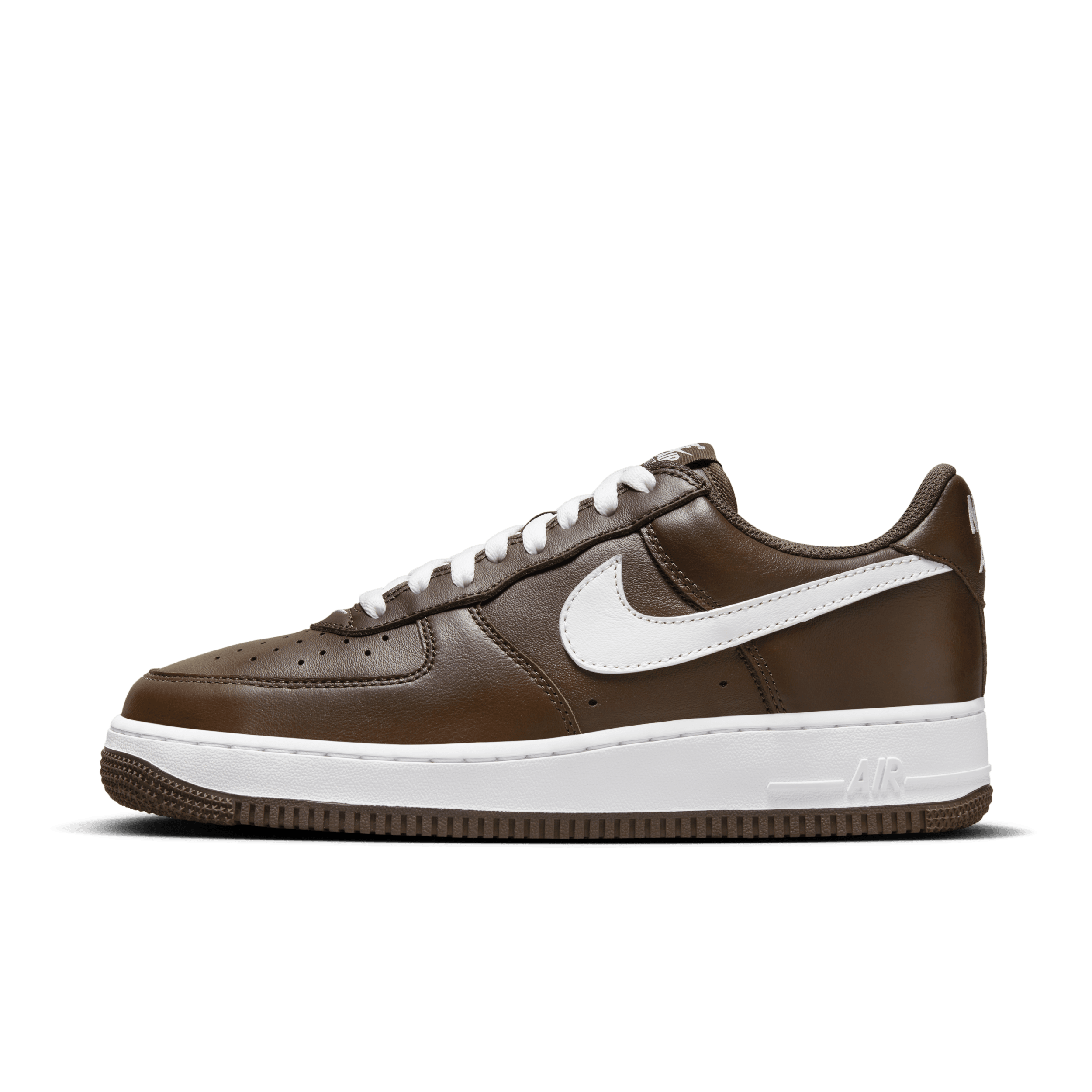【ナイキ(NIKE)公式ストア】ナイキ エア フォース 1 LOW レトロ メンズシューズ FD7039-200 ブラウン 【ナイキ(NIKE)公式ストア】ナイキ エア フォース 1 LOW レトロ メンズシューズ FD7039-200 ブラウン