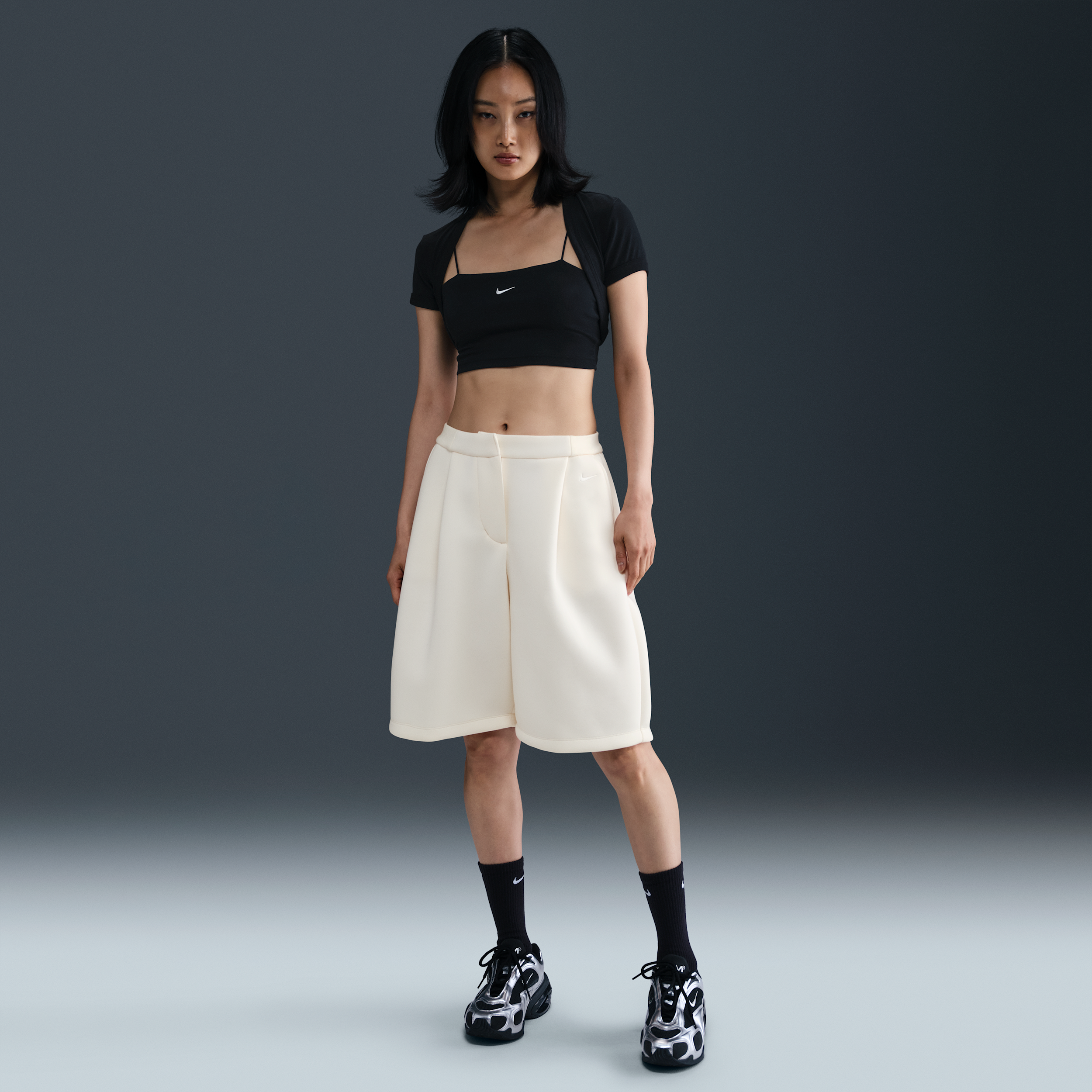 【ナイキ(NIKE)公式ストア】ナイキ スポーツウェア モダン フリース ウィメンズ ミッドライズ ルーズ ショートパンツ IF1656-110 ブラウン 【ナイキ(NIKE)公式ストア】ナイキ スポーツウェア モダン フリース ウィメンズ ミッドライズ ルーズ ショートパンツ IF1656-110 ブラウン