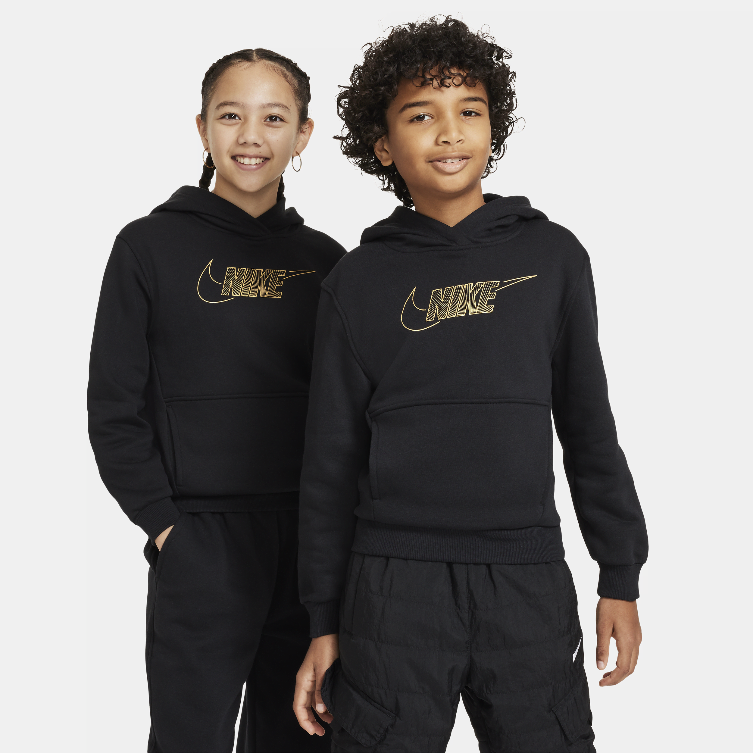 【ナイキ(NIKE)公式ストア】ナイキ スポーツウェア クラブ フリース ジュニア パーカー FJ6166-010 ブラック 【ナイキ(NIKE)公式ストア】ナイキ スポーツウェア クラブ フリース ジュニア パーカー FJ6166-010 ブラック