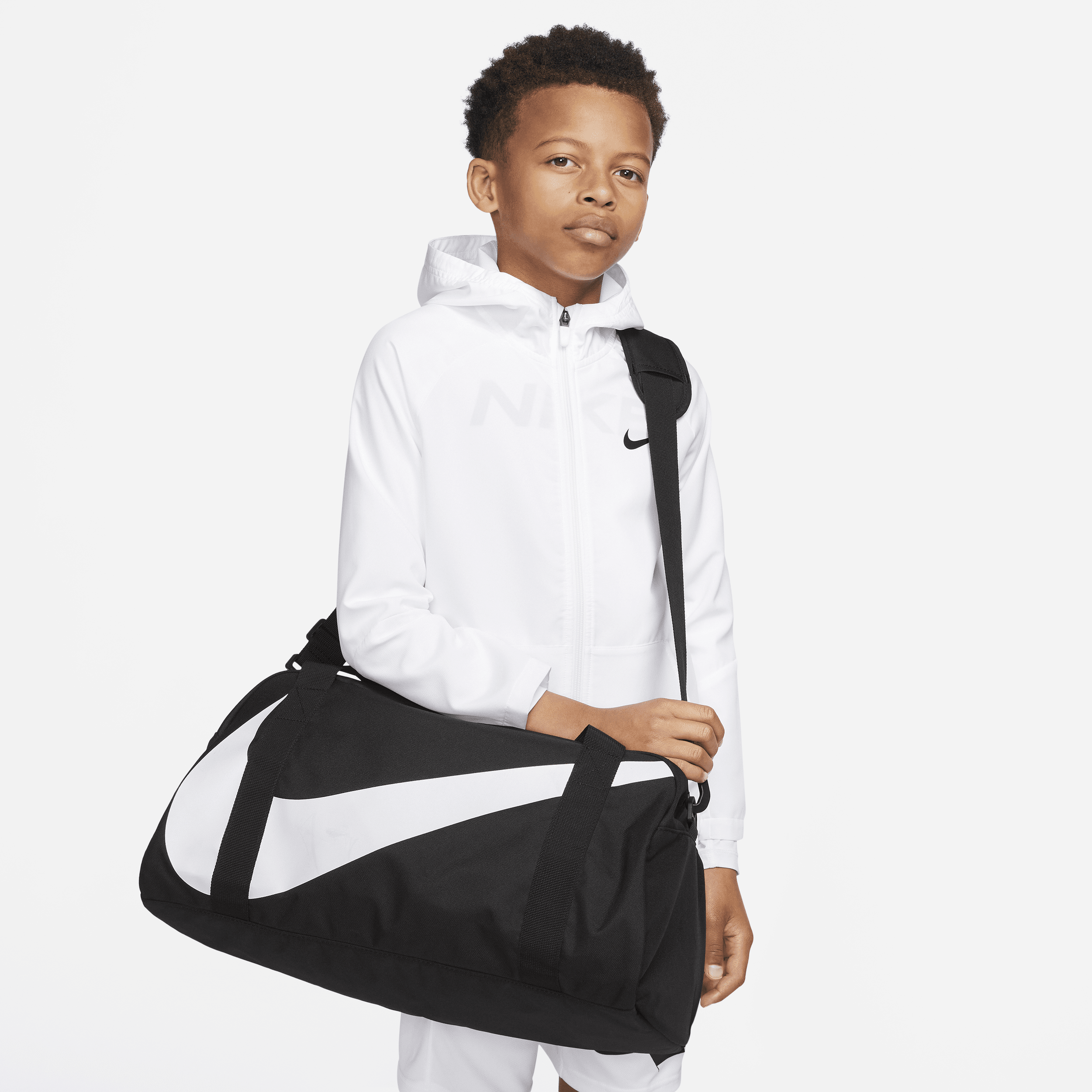 【ナイキ(NIKE)公式ストア】ナイキ ジム クラブ キッズバッグ (25L) DR6100-010 ブラック 【ナイキ(NIKE)公式ストア】ナイキ ジム クラブ キッズバッグ (25L) DR6100-010 ブラック