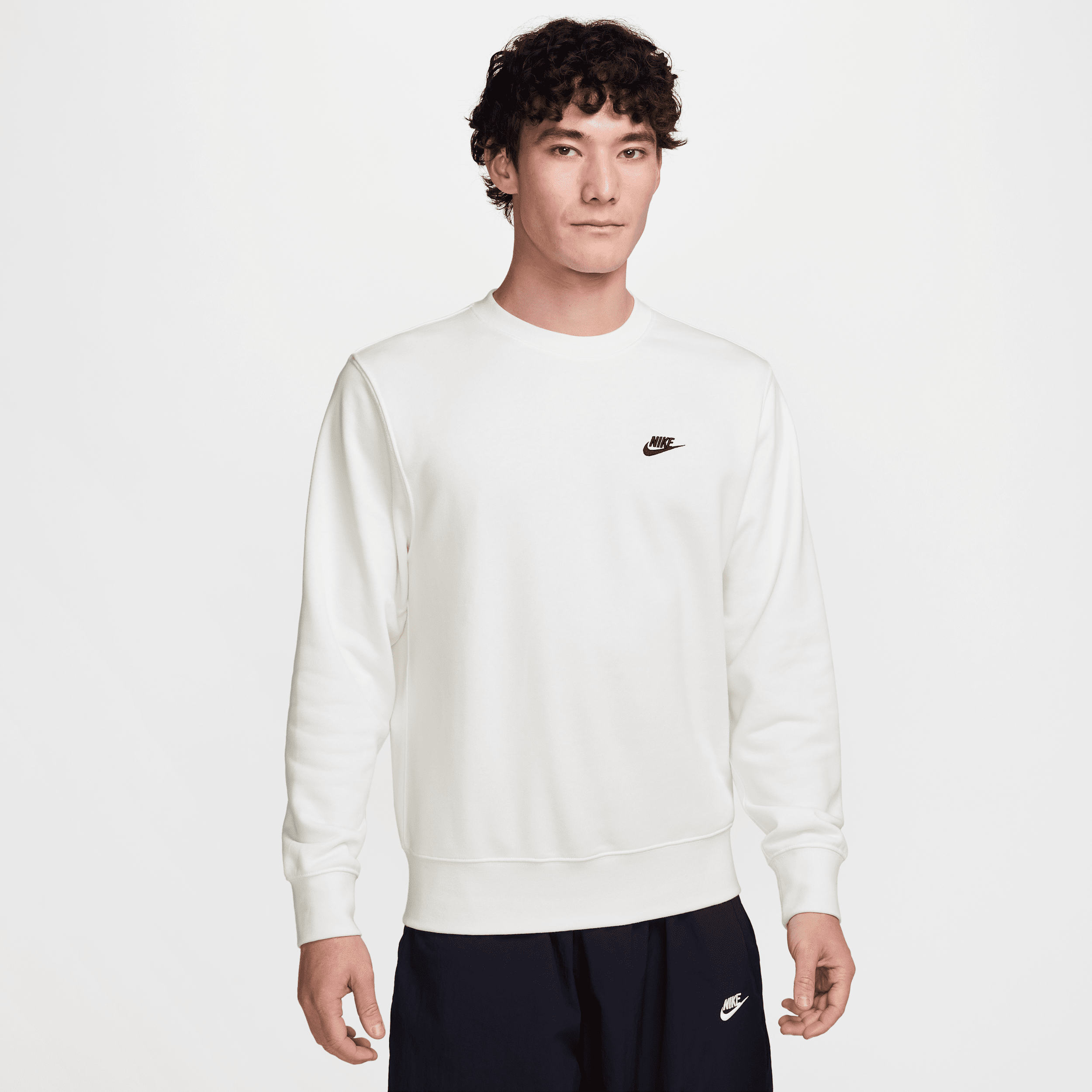 【ナイキ(NIKE)公式ストア】ナイキ クラブ メンズ フレンチ テリー クルー FN3889-133 ホワイト 【ナイキ(NIKE)公式ストア】ナイキ クラブ メンズ フレンチ テリー クルー FN3889-133 ホワイト
