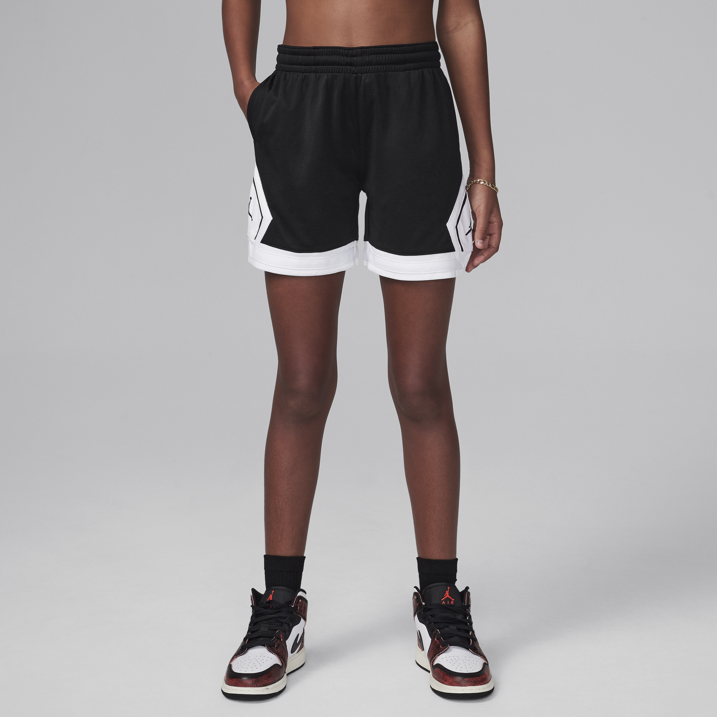【ナイキ(NIKE)公式ストア】ジョーダン Dri-FIT ジュニア ダイアモンド ショートパンツ HQ8147-010 ブラック 【ナイキ(NIKE)公式ストア】ジョーダン Dri-FIT ジュニア ダイアモンド ショートパンツ HQ8147-010 ブラック
