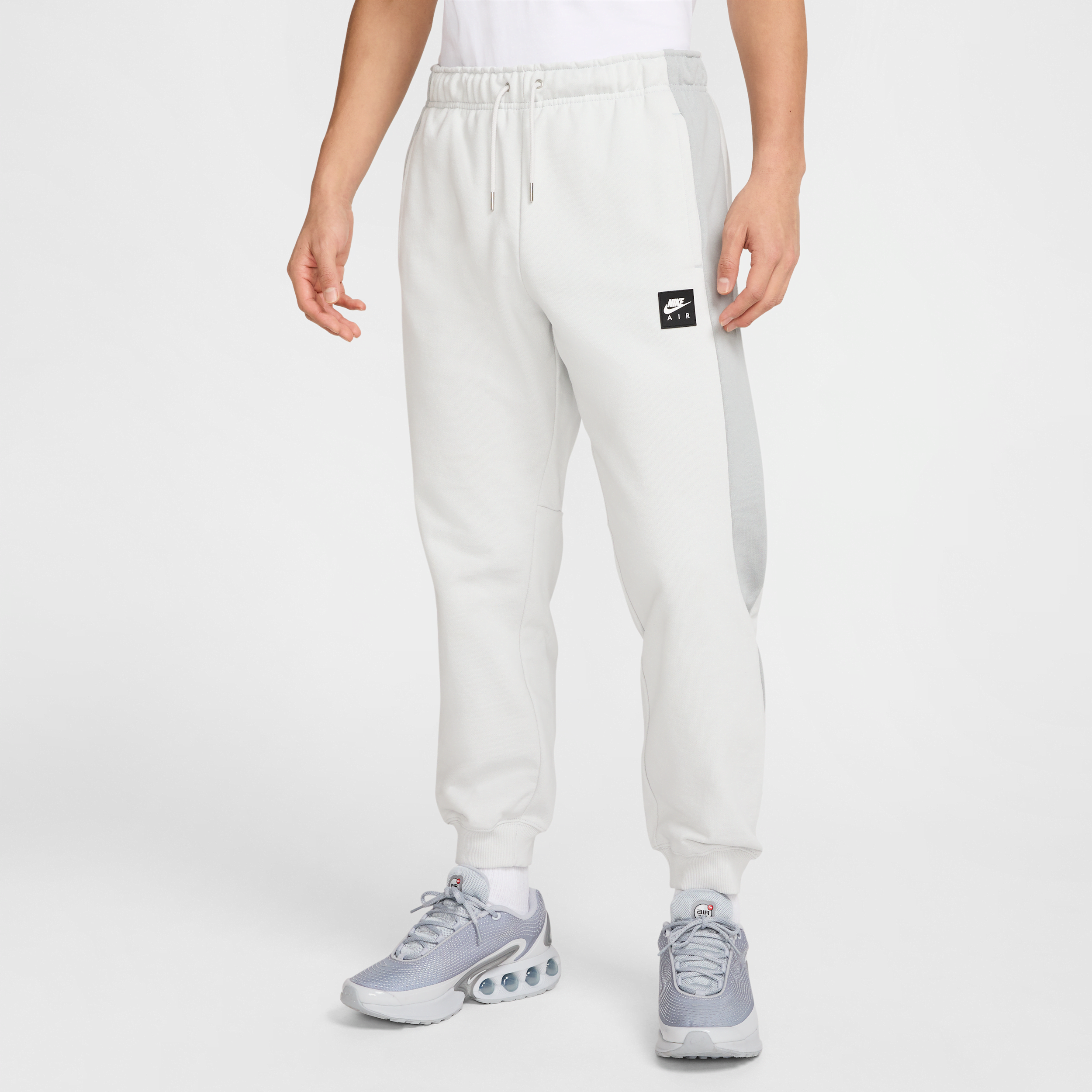 【ナイキ（NIKE）公式ストア】ナイキ エア メンズ フリース ジョガー HJ0292-009 グレー