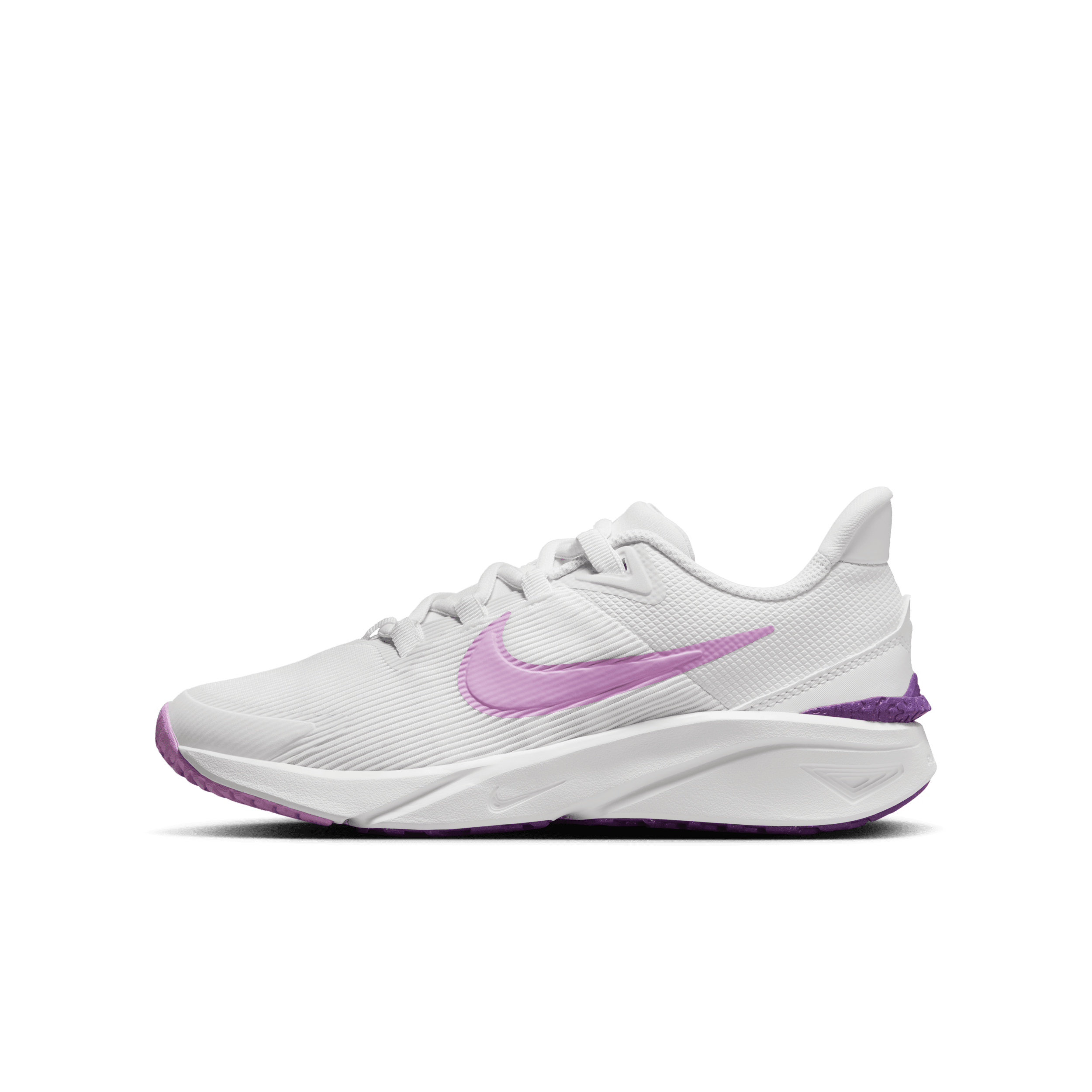 【ナイキ(NIKE)公式ストア】ナイキ スター ランナー 4 ジュニア ロード ランニングシューズ DX7615-103 ホワイト 【ナイキ(NIKE)公式ストア】ナイキ スター ランナー 4 ジュニア ロード ランニングシューズ DX7615-103 ホワイト
