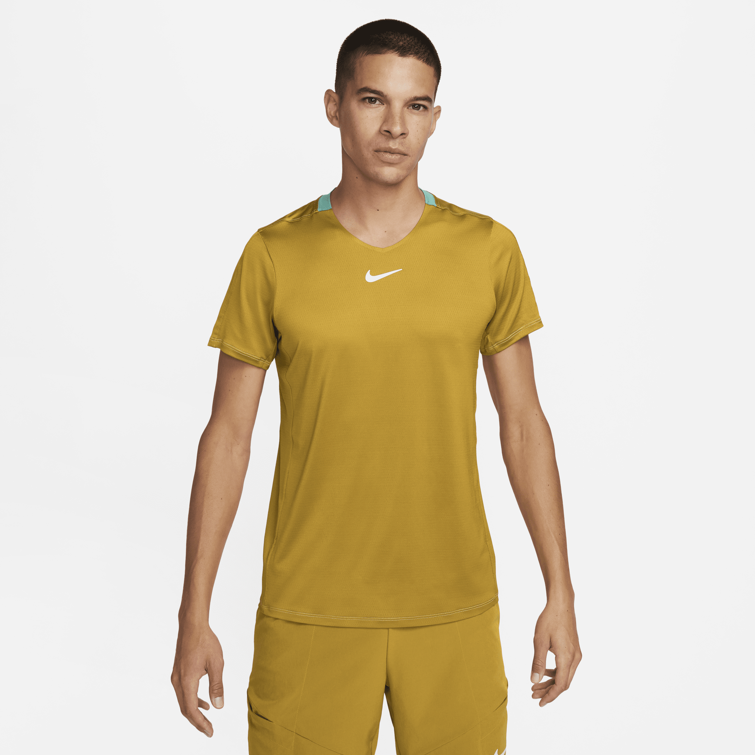 NikeCourt Dri-FIT Advantage-tennistrøje til mænd - brun