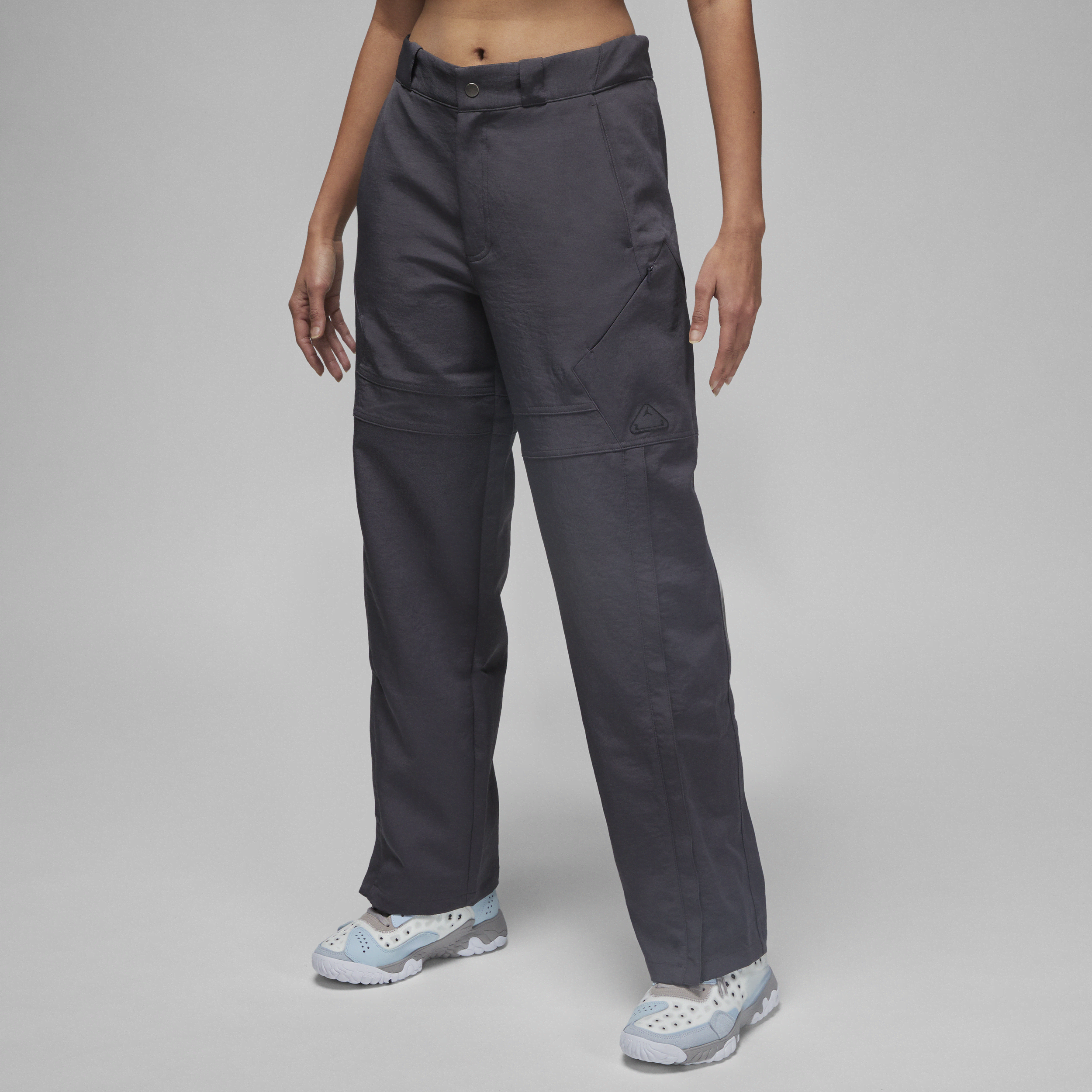Nike Pantaloni Diamond in tessuto Jordan 23 Engineered – Donna - Grigio