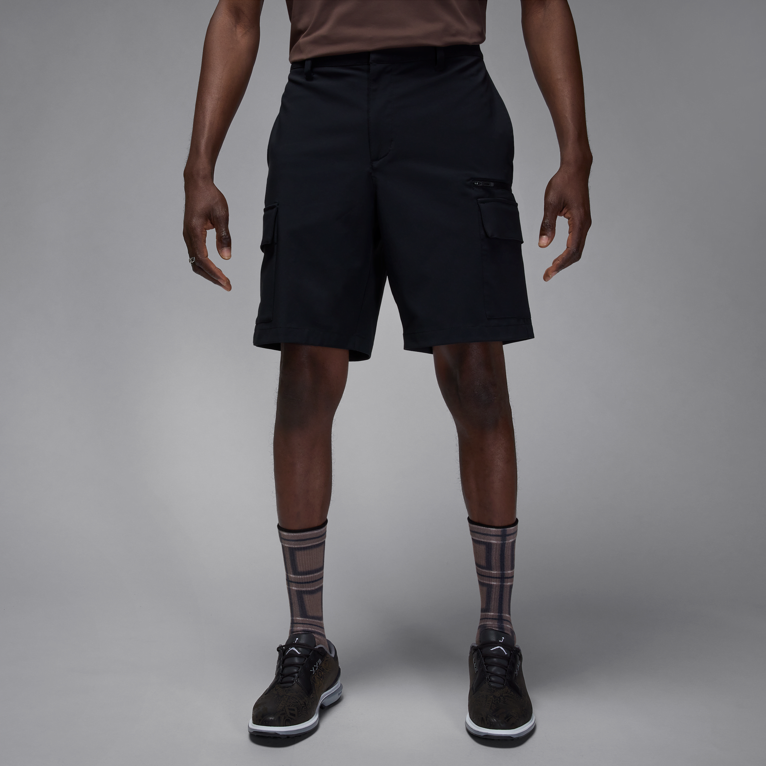 【ナイキ(NIKE)公式ストア】ジョーダン スポーツ メンズ ゴルフ カーゴ ショートパンツ HQ8703-010 ブラック 【ナイキ(NIKE)公式ストア】ジョーダン スポーツ メンズ ゴルフ カーゴ ショートパンツ HQ8703-010 ブラック