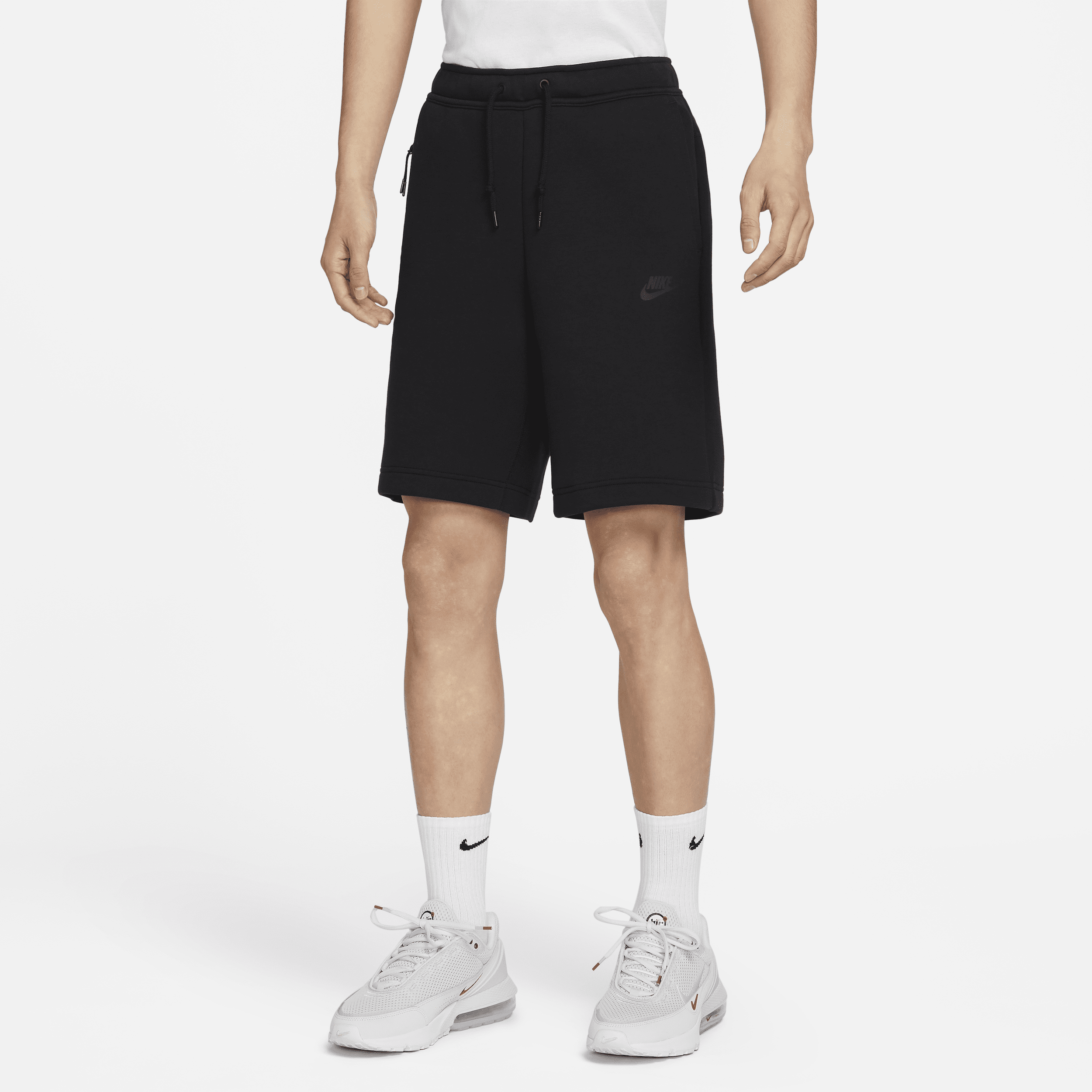 【ナイキ(NIKE)公式ストア】ナイキ スポーツウェア テック フリース メンズショートパンツ FB8172-010 ブラック 【ナイキ(NIKE)公式ストア】ナイキ スポーツウェア テック フリース メンズショートパンツ FB8172-010 ブラック