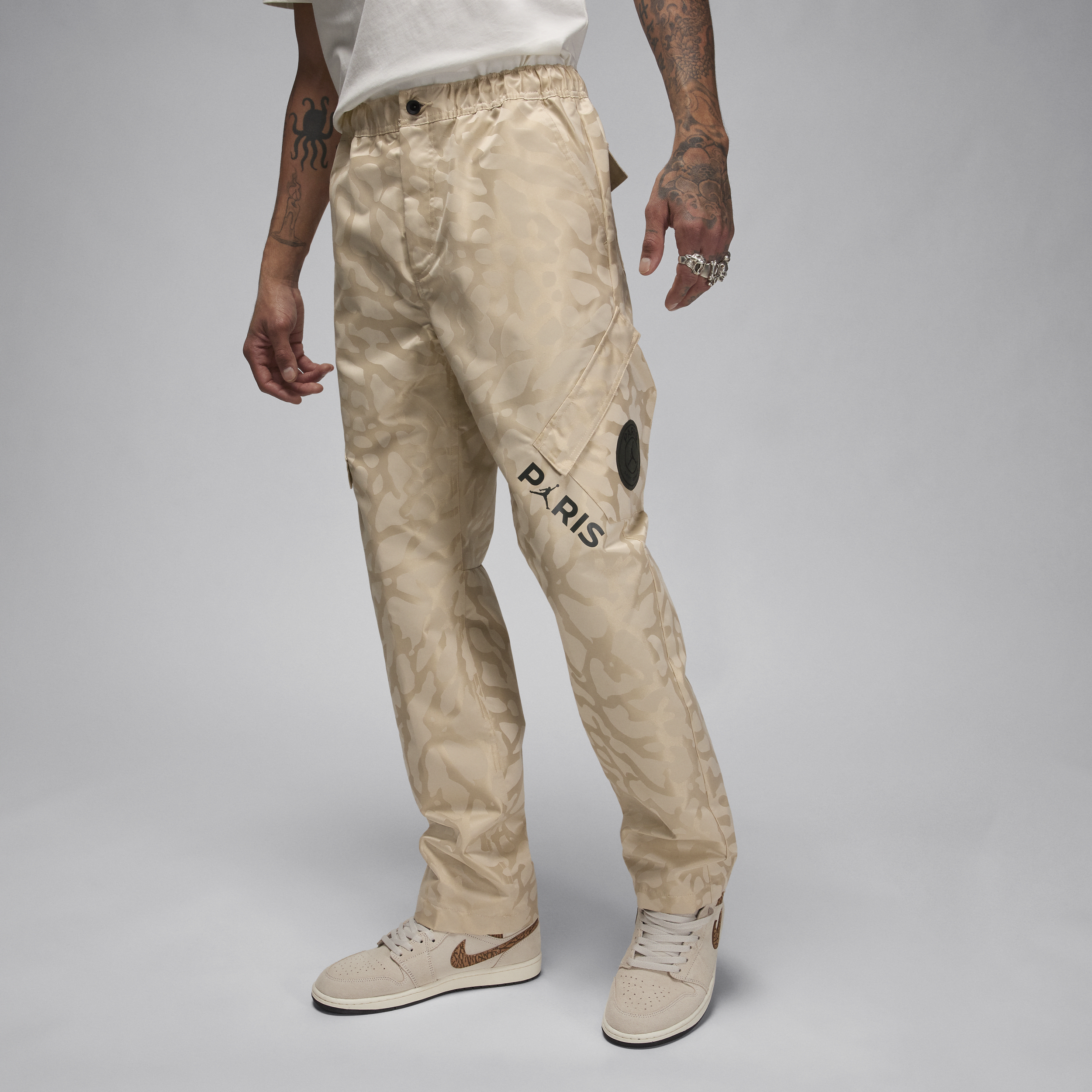 Nike Paris Saint-Germain Chicago-bukser til mænd - brun