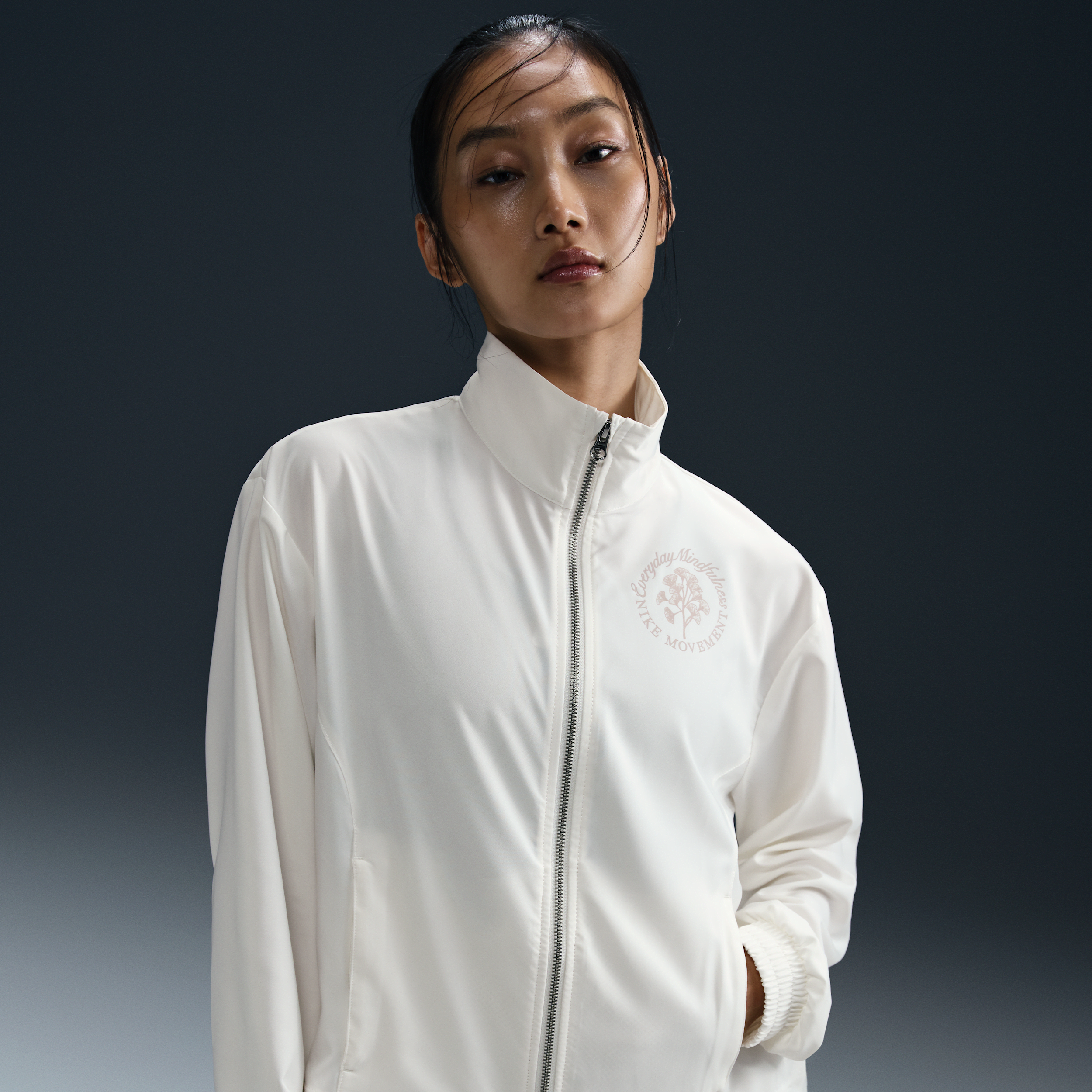 【ナイキ(NIKE)公式ストア】ナイキ ワン リラックスド ウィメンズ Dri-FIT ジャケット HV5010-133 ホワイト 【ナイキ(NIKE)公式ストア】ナイキ ワン リラックスド ウィメンズ Dri-FIT ジャケット HV5010-133 ホワイト