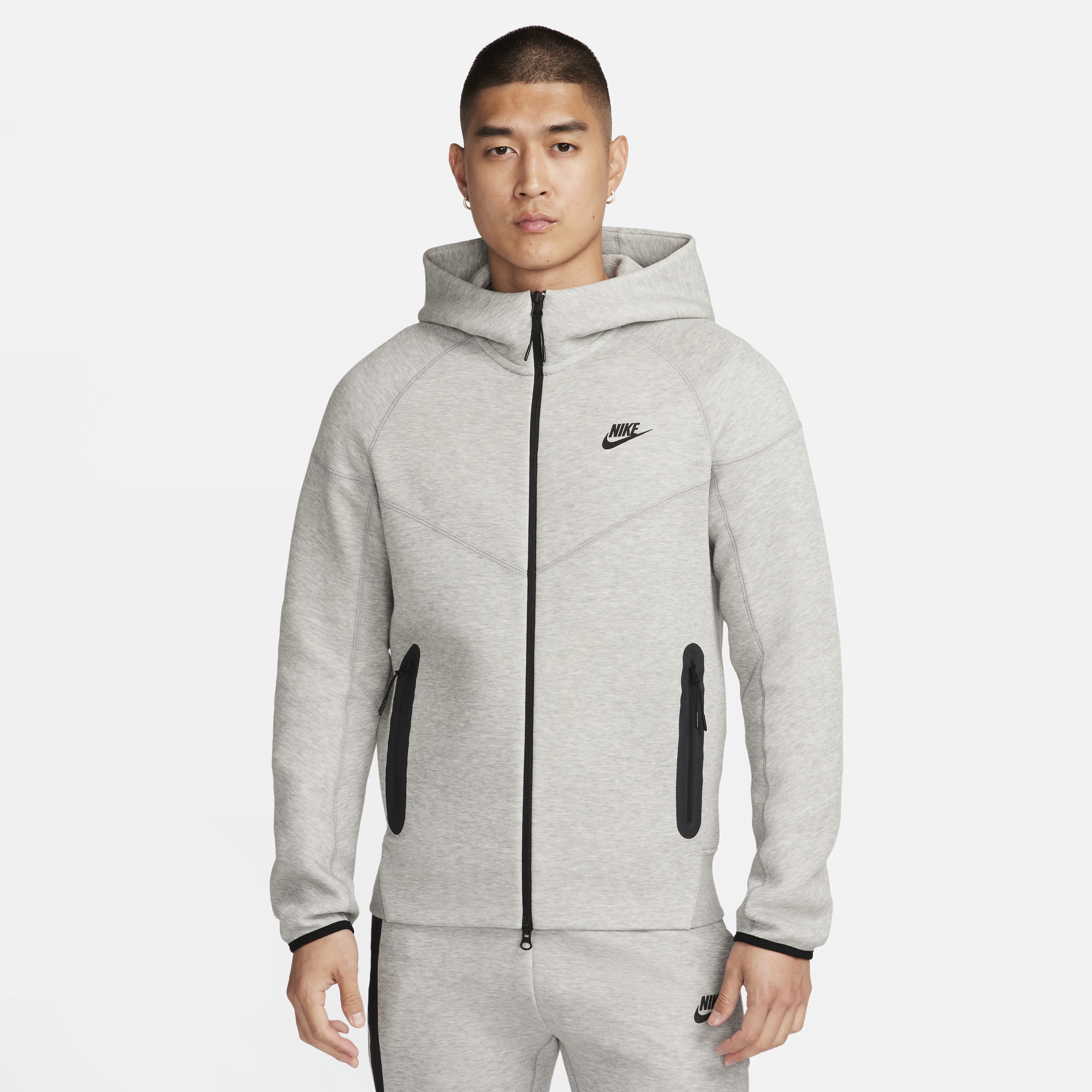 【ナイキ(NIKE)公式ストア】ナイキ スポーツウェア テック フリース ウィンドランナー メンズ フルジップ パーカー FB7922-063 グレー 【ナイキ(NIKE)公式ストア】ナイキ スポーツウェア テック フリース ウィンドランナー メンズ フルジップ パーカー FB7922-063 グレー