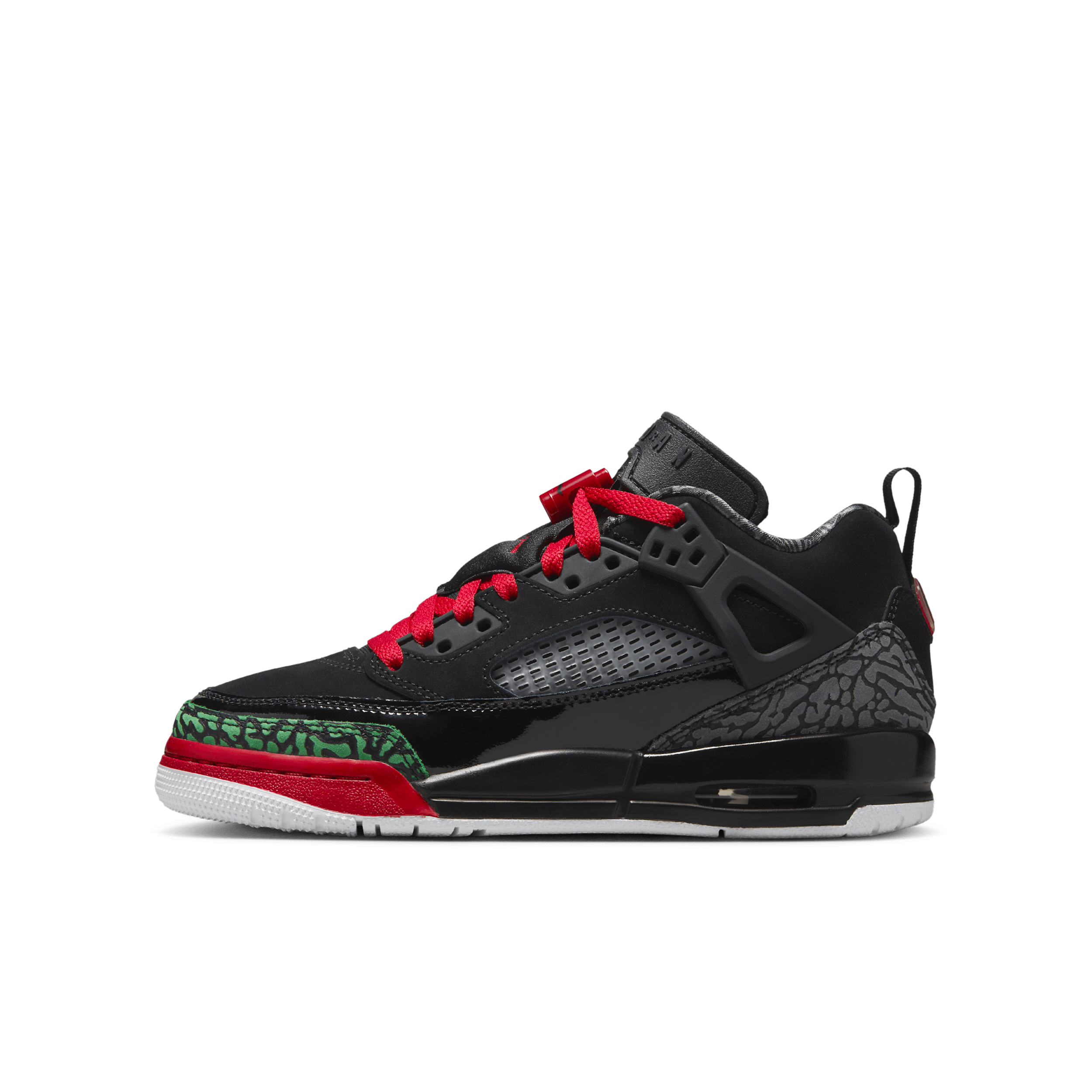 【ナイキ(NIKE)公式ストア】ジョーダン スパイジーク LOW ジュニアシューズ FQ3950-060 ブラック 【ナイキ(NIKE)公式ストア】ジョーダン スパイジーク LOW ジュニアシューズ FQ3950-060 ブラック