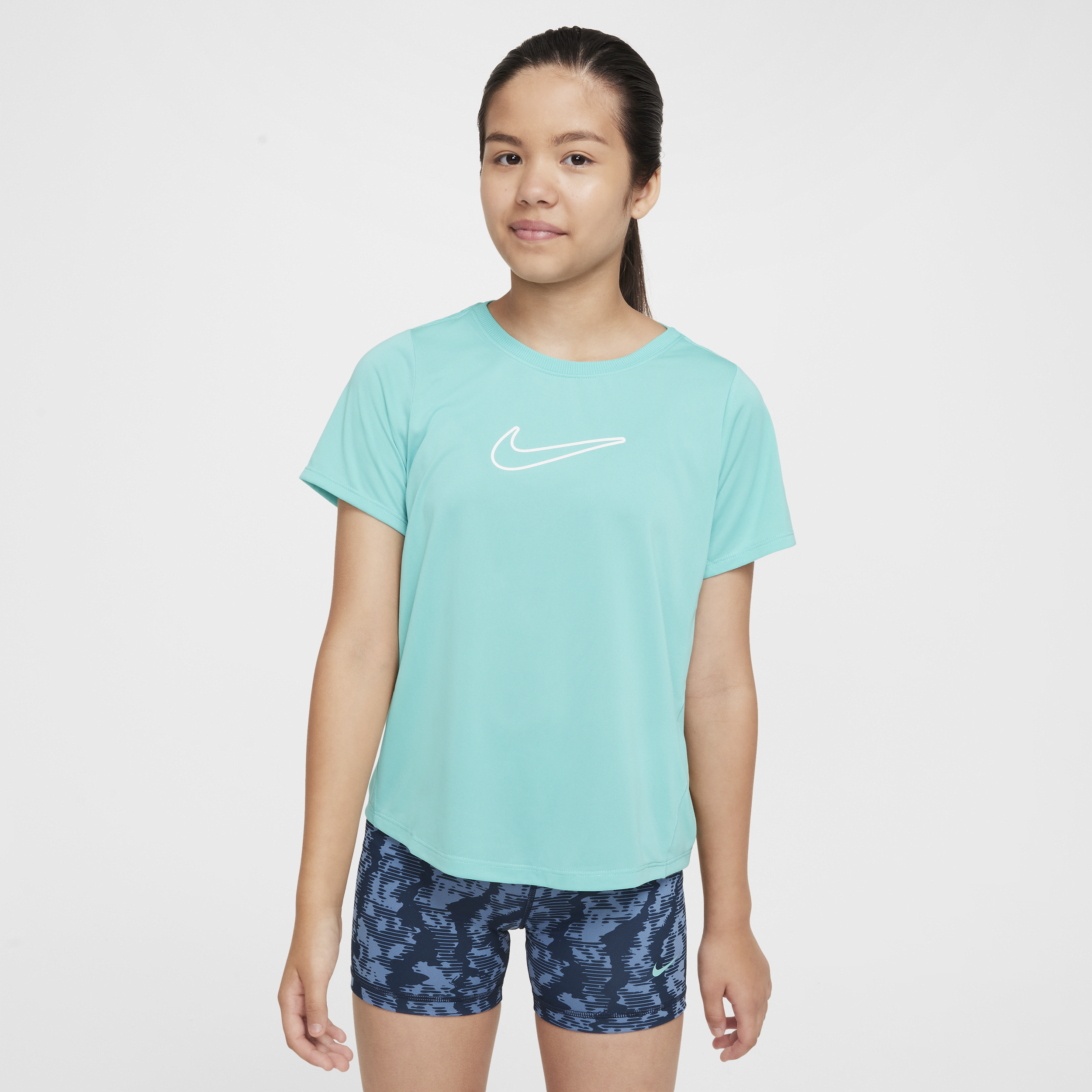 【ナイキ(NIKE)公式ストア】ナイキ ワン フィッテド ジュニア (ガールズ) Dri-FIT ショートスリーブ トップ FZ5600-300 グリーン 【ナイキ(NIKE)公式ストア】ナイキ ワン フィッテド ジュニア (ガールズ) Dri-FIT ショートスリーブ トップ FZ5600-300 グリーン