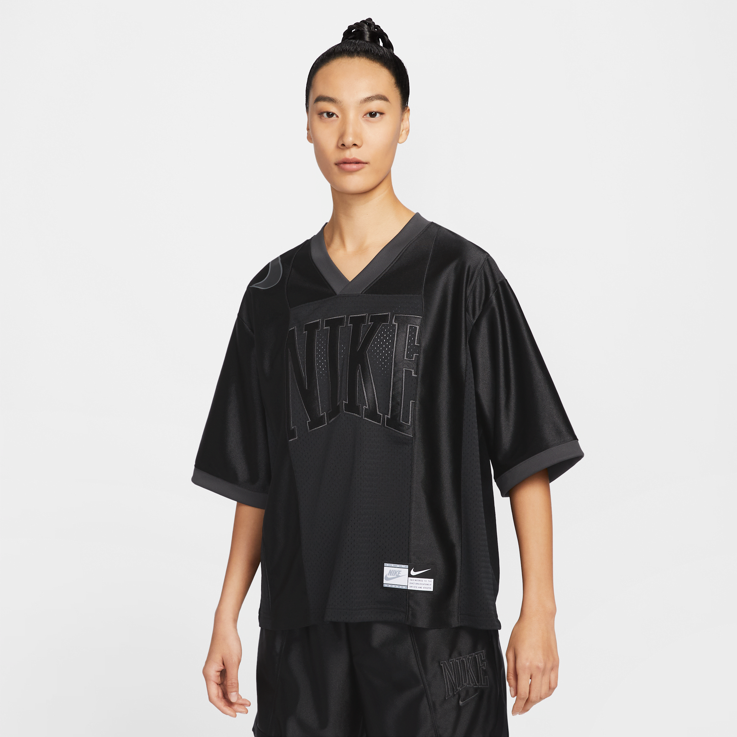 【ナイキ(NIKE)公式ストア】ナイキ スポーツウェア ストリート ウィメンズ オーバーサイズド ショートスリーブ グラフィック ジャージー HJ0281-010 ブラック 【ナイキ(NIKE)公式ストア】ナイキ スポーツウェア ストリート ウィメンズ オーバーサイズド ショートスリーブ グラフィック ジャージー HJ0281-010 ブラック