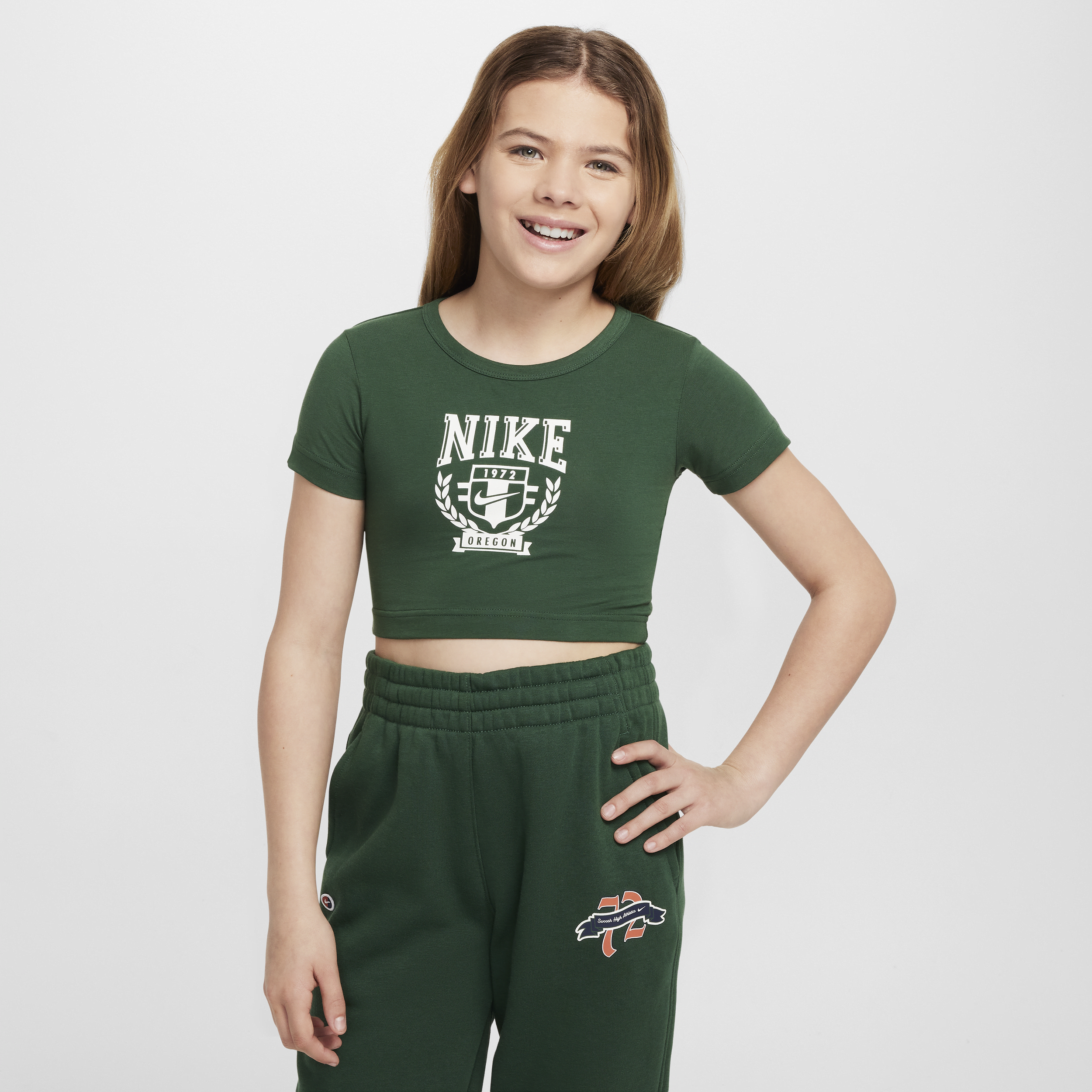 Nike Sportswear-T-shirt med grafik til større børn (piger) - grøn